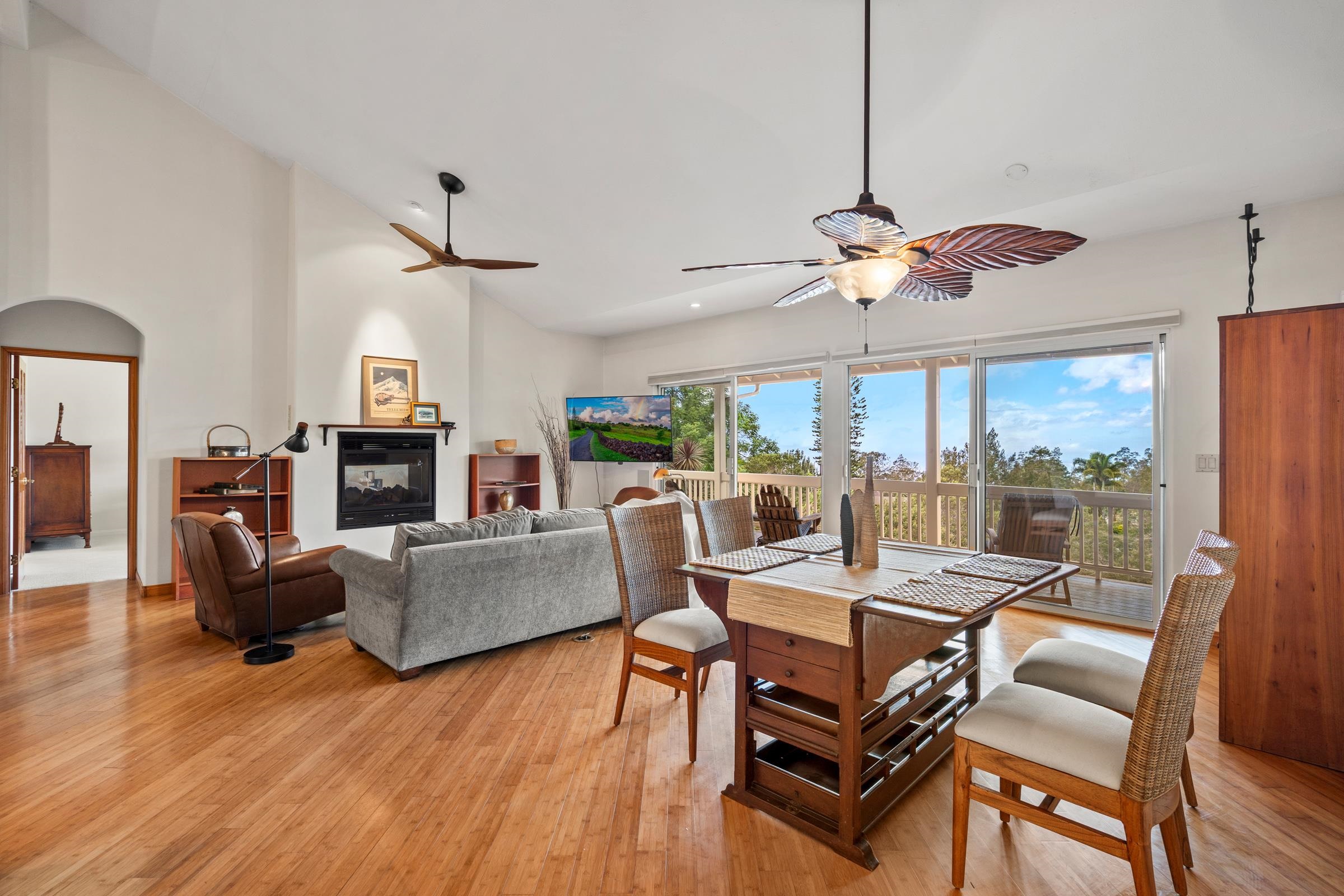 Kula, Hawaii, 96790, United States, 3 Bedrooms Bedrooms, ,2 BathroomsBathrooms,Residential,For Sale,1987639