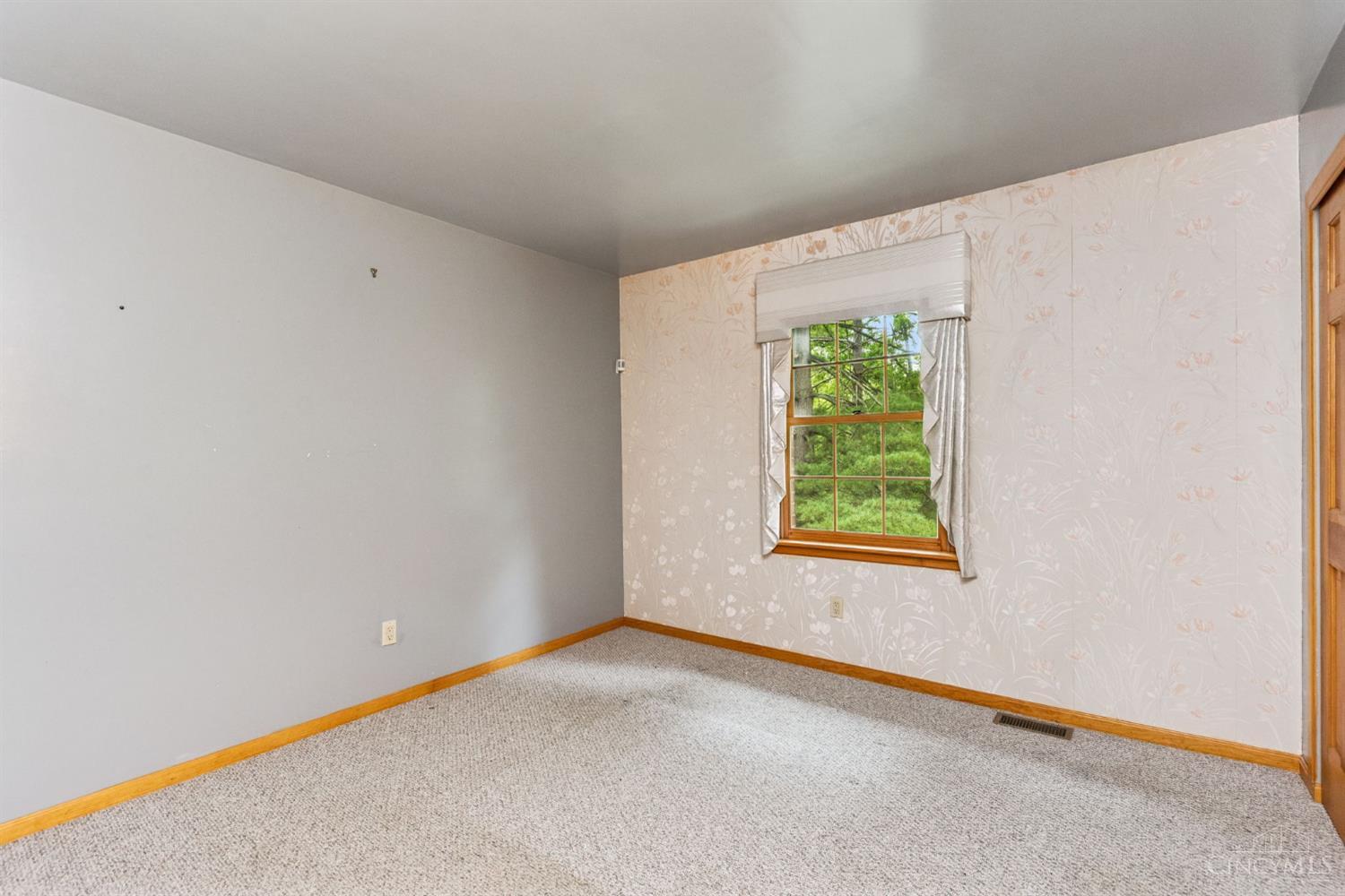 Batavia, Ohio, 45103, United States, 4 Bedrooms Bedrooms, ,4 BathroomsBathrooms,Residential,For Sale,1905917