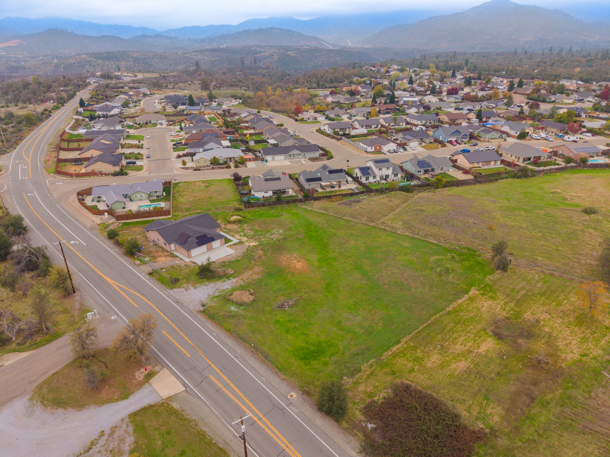 Redding, California, 96003, United States, 5 Bedrooms Bedrooms, ,4 BathroomsBathrooms,Residential,For Sale,2006033