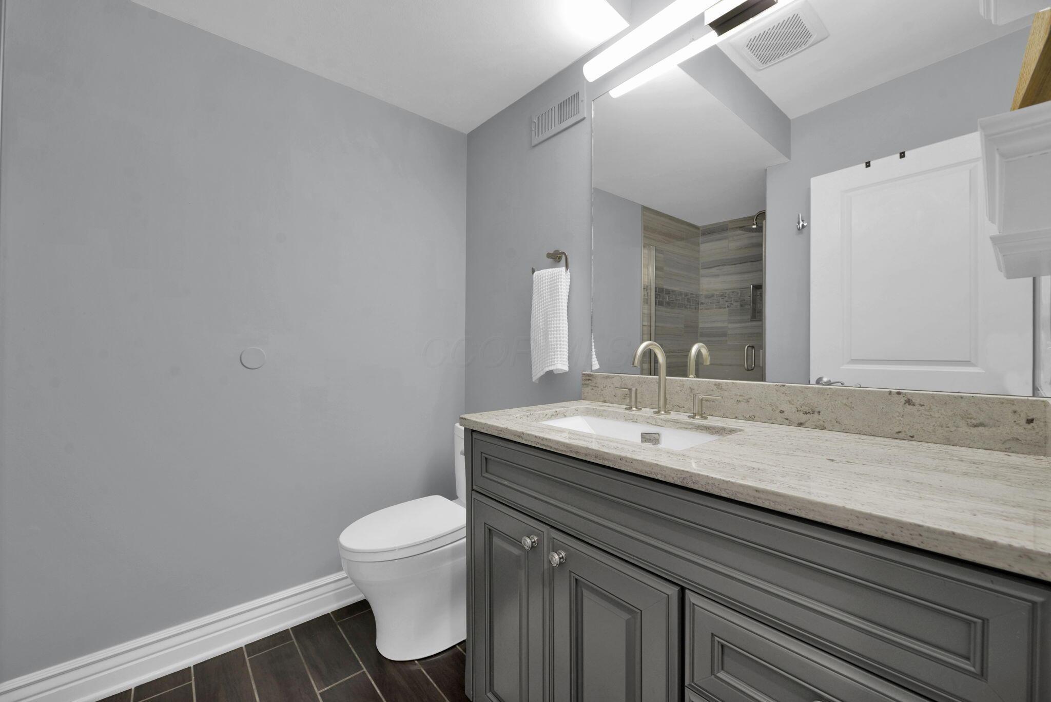 Columbus, Ohio, 43215, United States, 3 Bedrooms Bedrooms, ,4 BathroomsBathrooms,Residential,For Sale,2037266