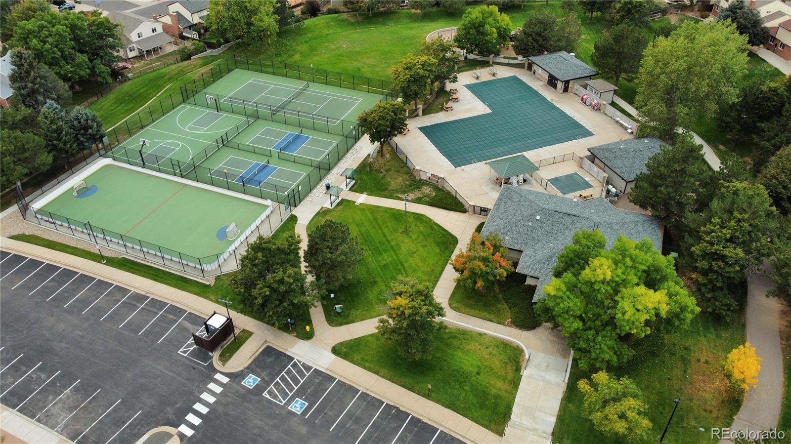 Centennial, Colorado, 80015, United States, 4 Bedrooms Bedrooms, ,2 BathroomsBathrooms,Residential,For Sale,1988993