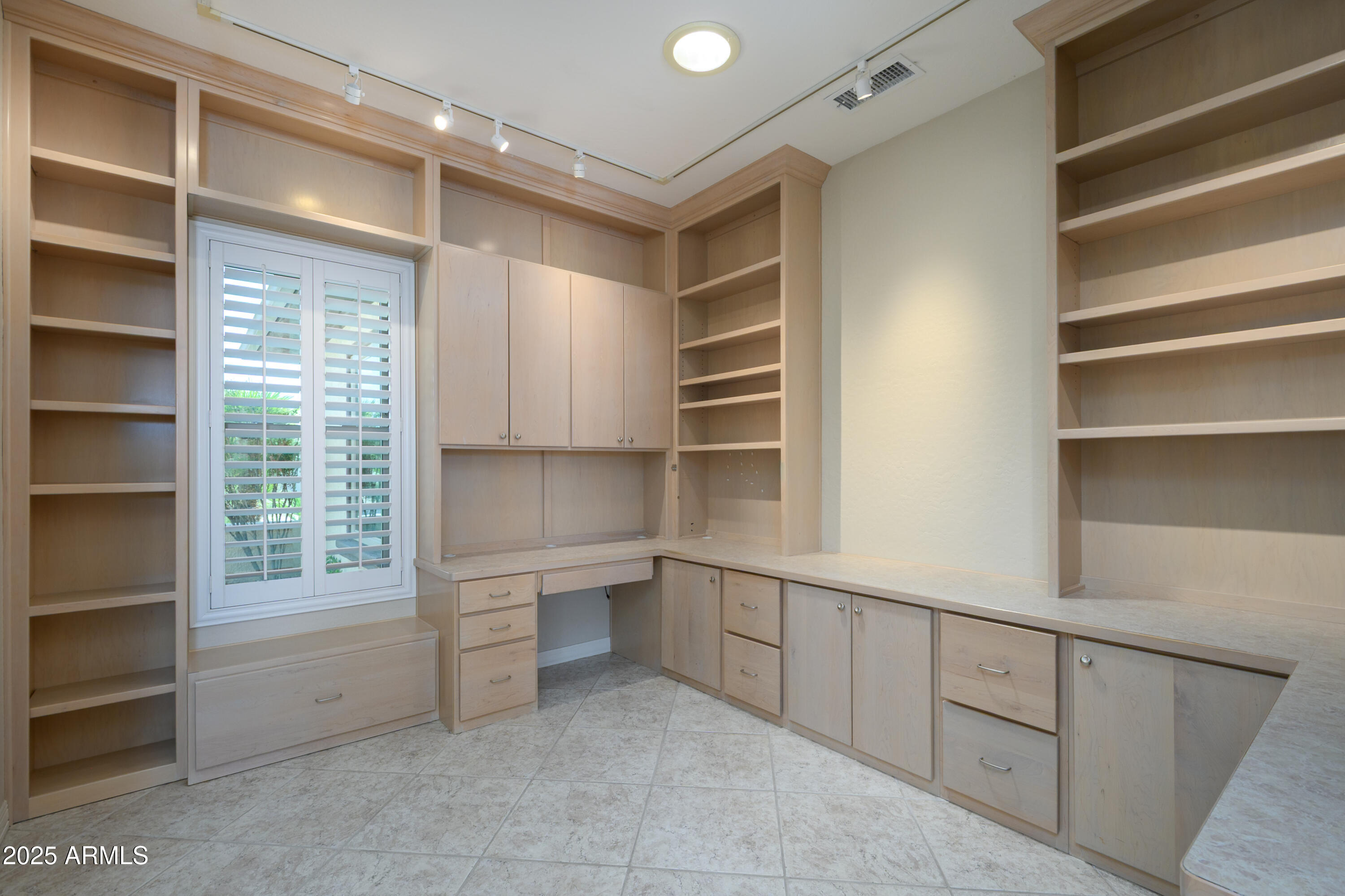 Surprise, Arizona, 85374, United States, 2 Bedrooms Bedrooms, ,Residential,For Sale,1932310