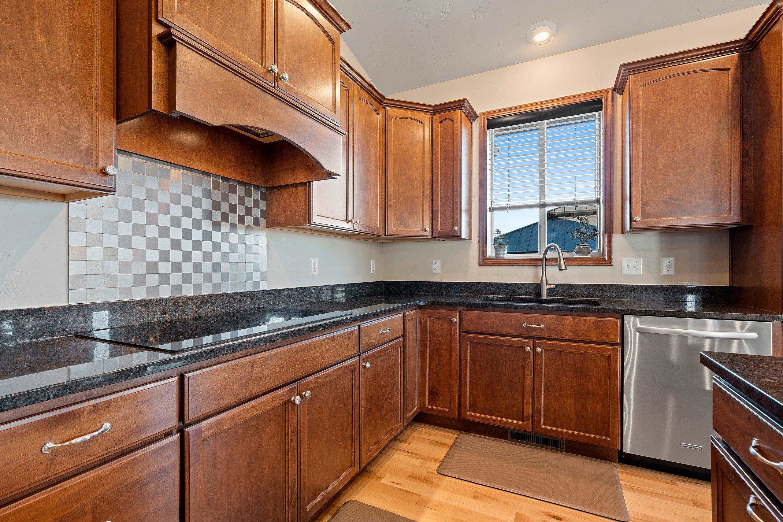 NEENAH, Wisconsin, 54956, United States, 3 Bedrooms Bedrooms, ,3 BathroomsBathrooms,Residential,For Sale,1986561