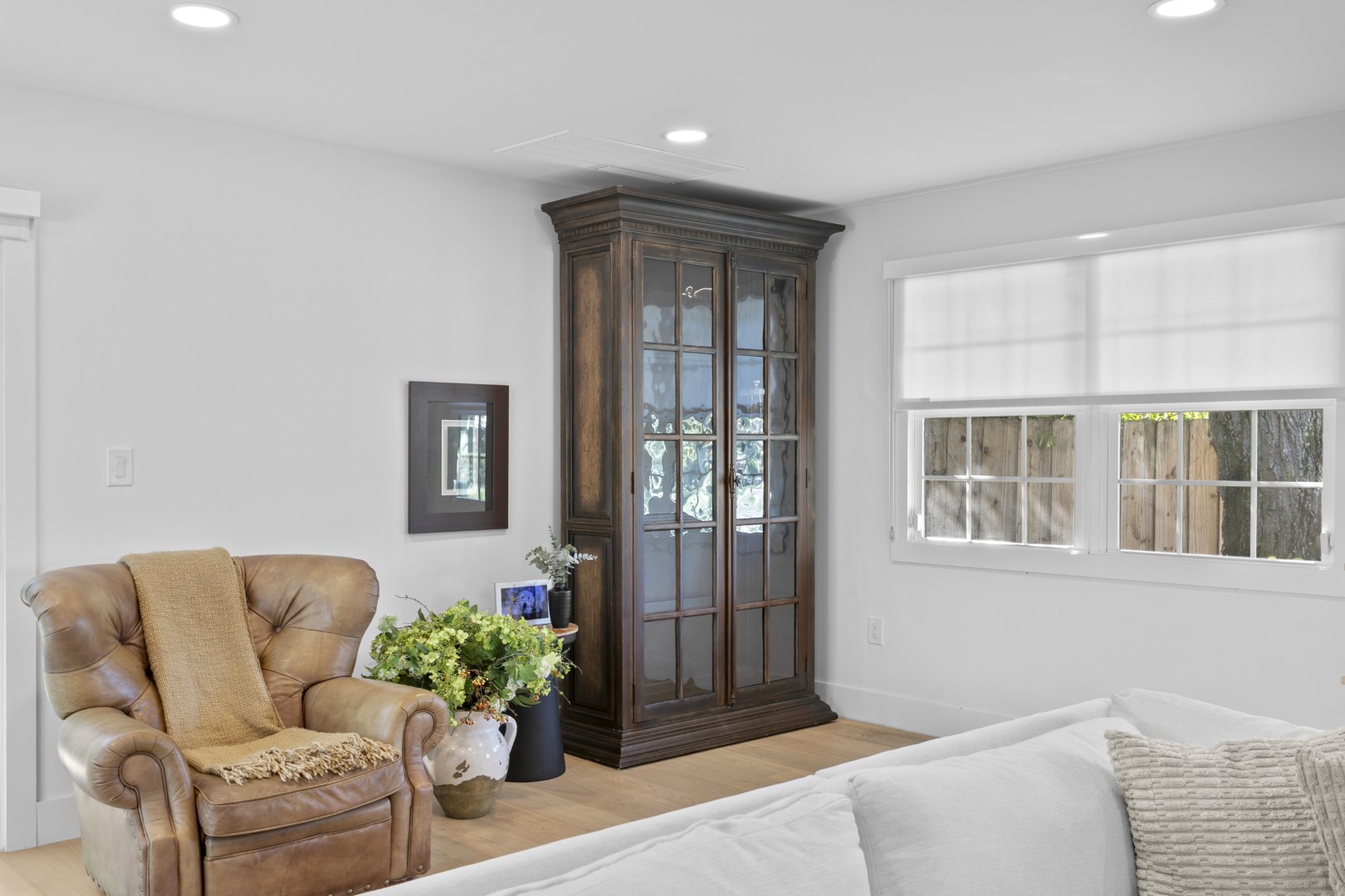 Tampa, Florida, 33629, United States, 4 Bedrooms Bedrooms, ,5 BathroomsBathrooms,Residential,For Sale,2010401