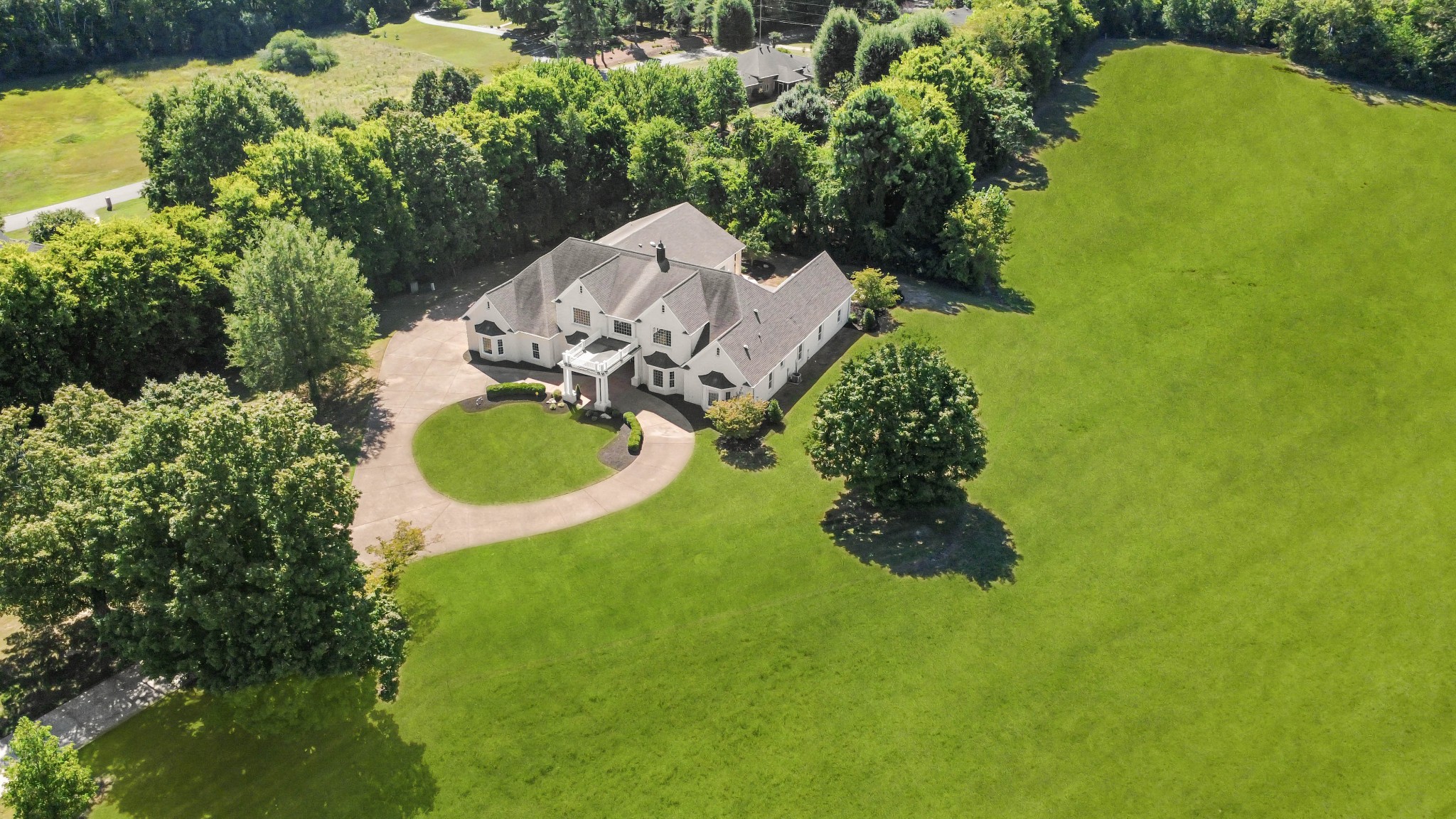 Clarksville, Tennessee, 37043, United States, 4 Bedrooms Bedrooms, ,4 BathroomsBathrooms,Residential,For Sale,1980790