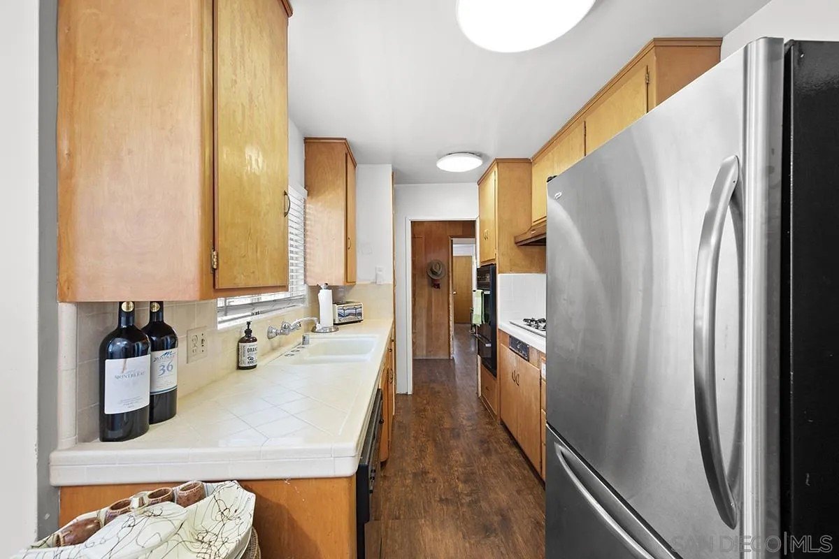La Mesa, California, 91941, United States, 3 Bedrooms Bedrooms, ,4 BathroomsBathrooms,Residential,For Sale,1911905