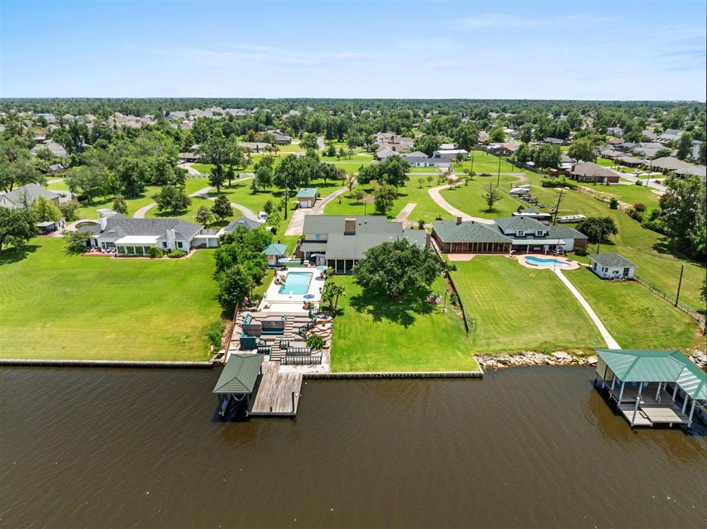 Lake Charles, Louisiana, 70605, United States, 4 Bedrooms Bedrooms, ,5 BathroomsBathrooms,Residential,For Sale,1973984