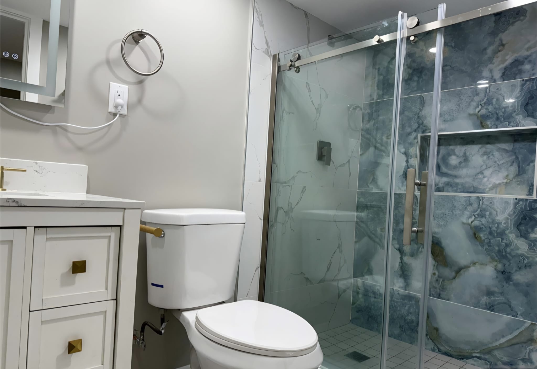 Little Ferry, New Jersey, 07643, United States, 5 Bedrooms Bedrooms, ,2 BathroomsBathrooms,Residential,For Sale,1983964