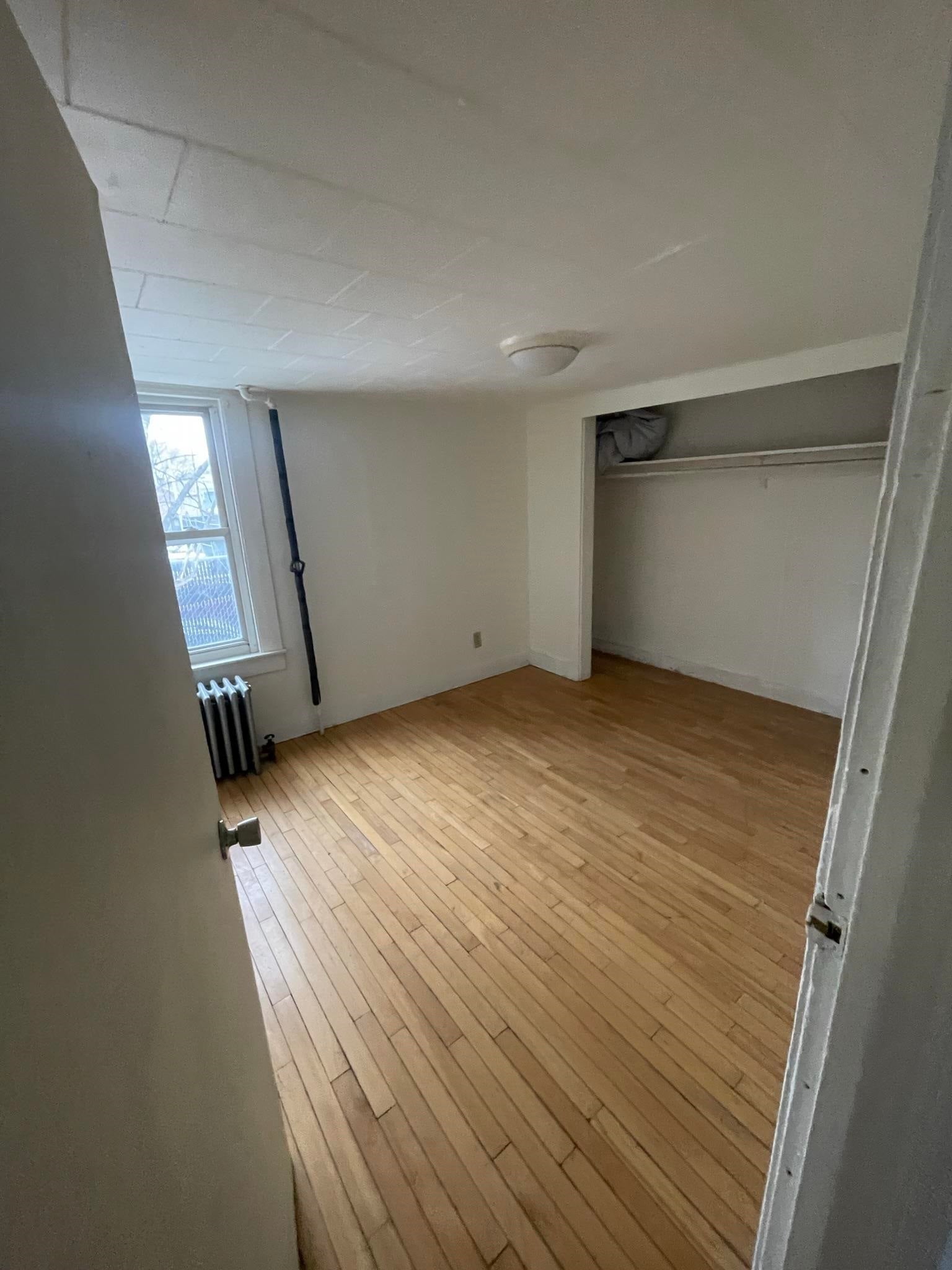 Burlington, Vermont, 05401, United States, 15 Bedrooms Bedrooms, ,3 BathroomsBathrooms,Residential,For Sale,1898966