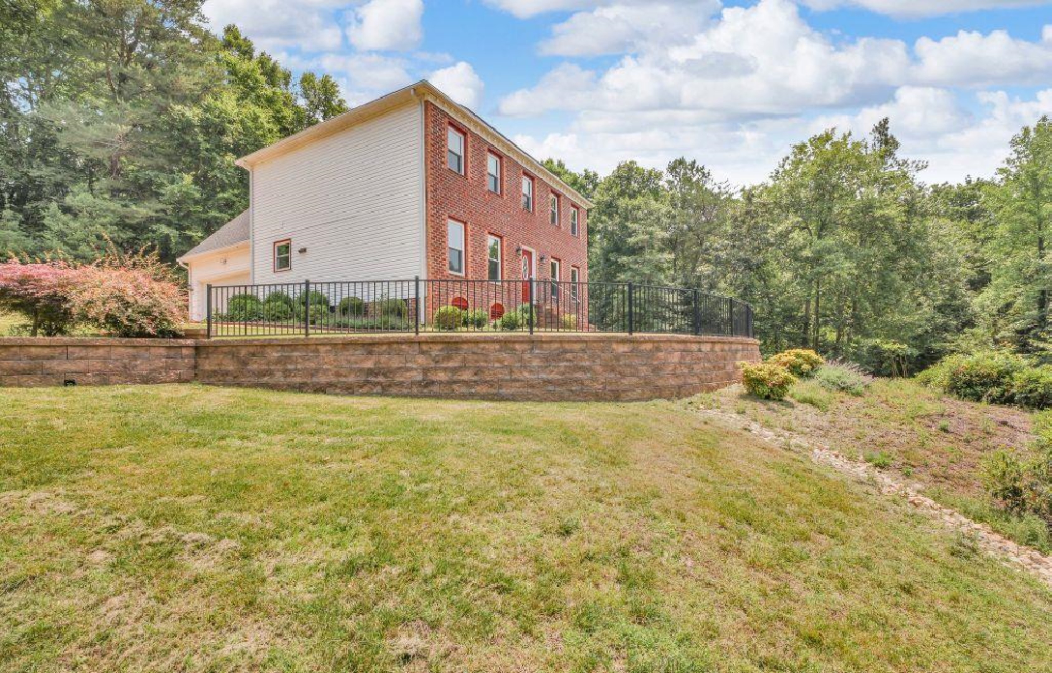Williamsburg, Virginia, 23188, United States, 3 Bedrooms Bedrooms, ,3 BathroomsBathrooms,Residential,For Sale,1942664