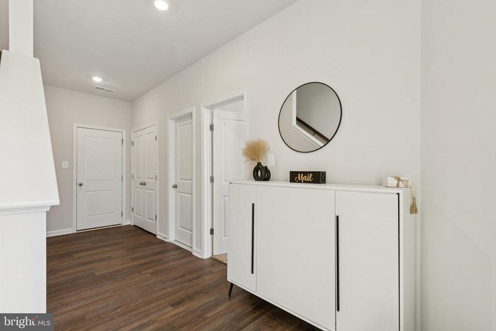 Leesburg, Virginia, 20176, United States, 4 Bedrooms Bedrooms, ,4 BathroomsBathrooms,Residential,For Sale,1983431