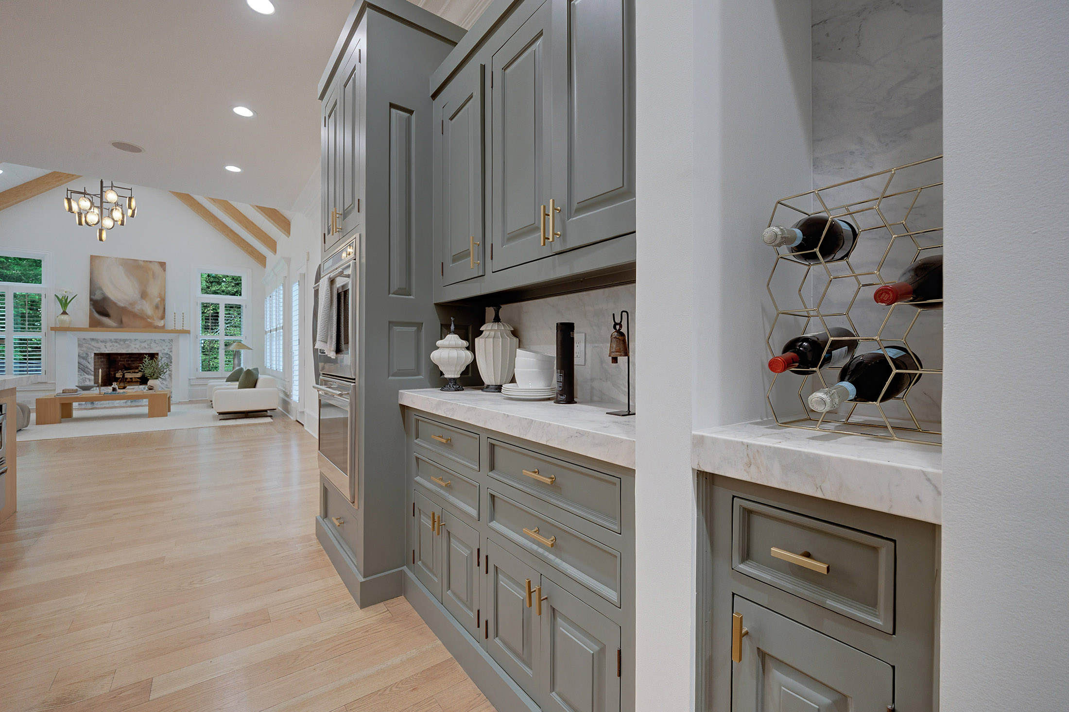  Exceptional Estate Combines Modern Luxury and Timeless Elegance - 物件實景