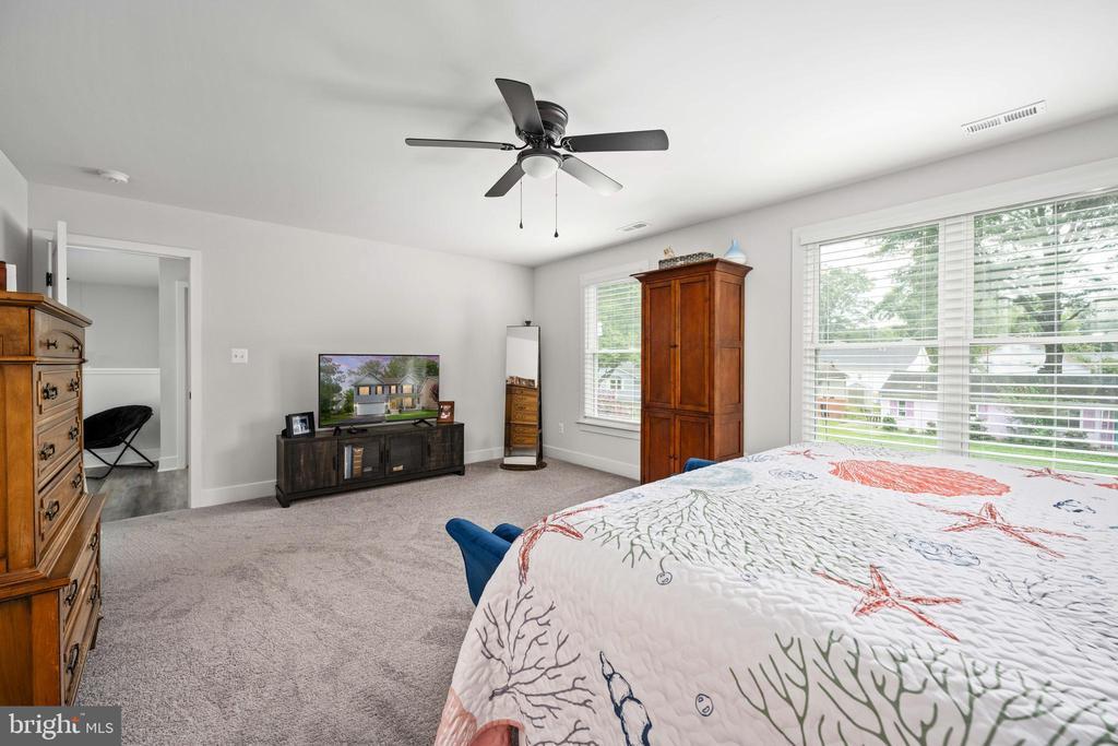 Colonial Beach, Virginia, 22443, United States, 4 Bedrooms Bedrooms, ,3 BathroomsBathrooms,Residential,For Sale,1917593