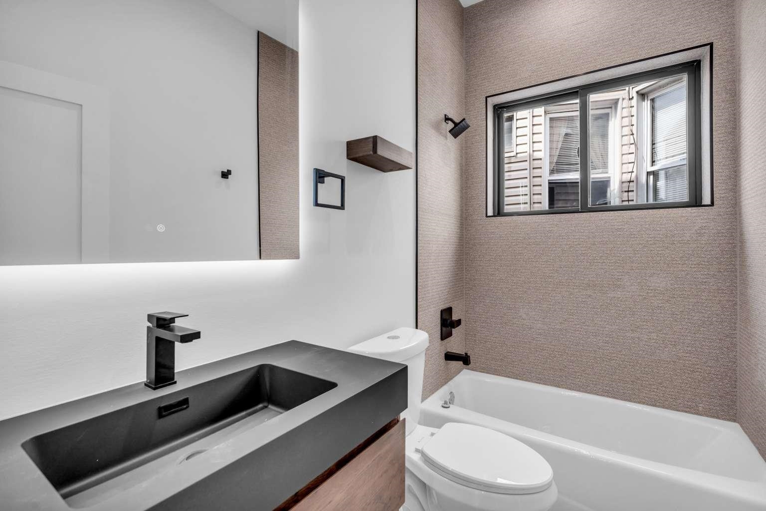 Jersey City, New Jersey, 07306, United States, 2 Bedrooms Bedrooms, ,2 BathroomsBathrooms,Residential,For Sale,1925343