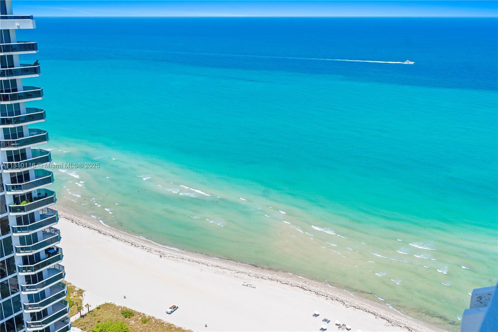 Miami Beach, Florida, 33140, United States, 2 Bedrooms Bedrooms, ,2 BathroomsBathrooms,Residential,For Sale,1838386