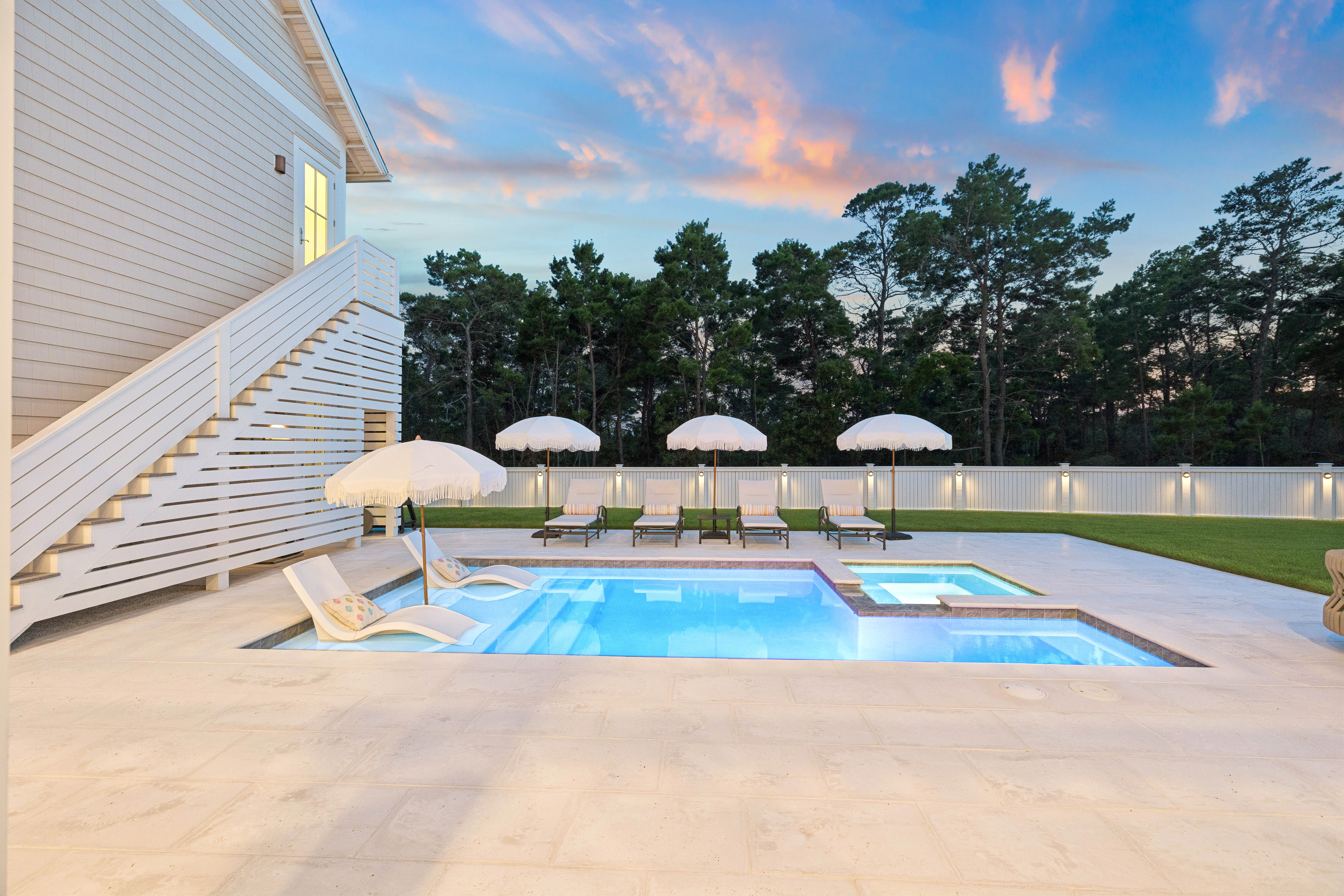  Custom Home Backing To State Forest And Coastal Dune Lake - 物件實景