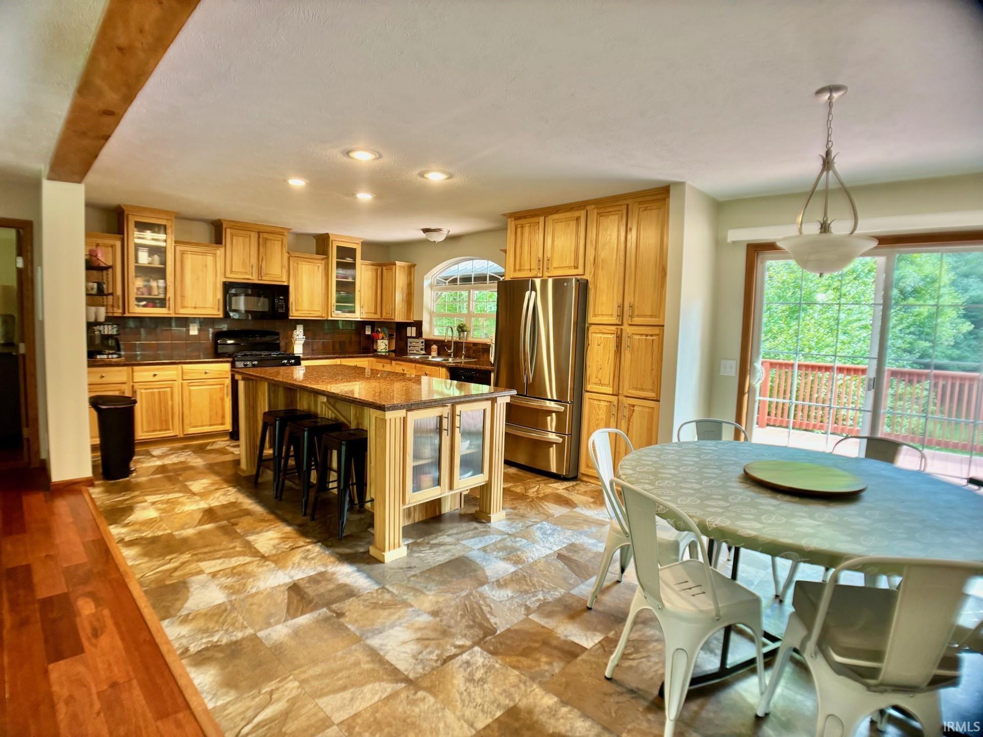 Bloomington, Indiana, 47403, United States, 3 Bedrooms Bedrooms, ,2 BathroomsBathrooms,Residential,For Sale,1904289