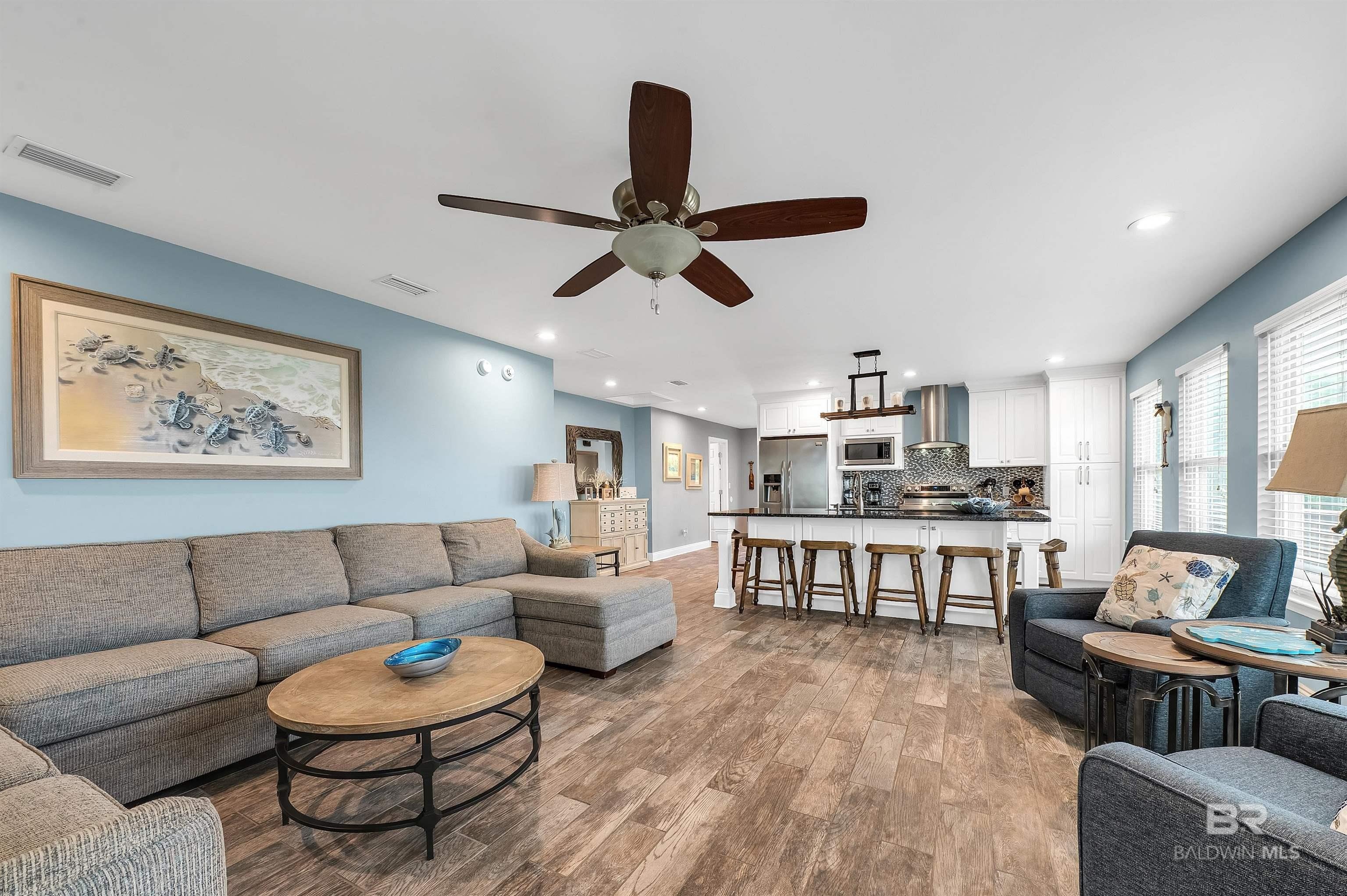 Gulf Shores, Alabama, 36542, United States, 3 Bedrooms Bedrooms, ,3 BathroomsBathrooms,Residential,For Sale,1984427