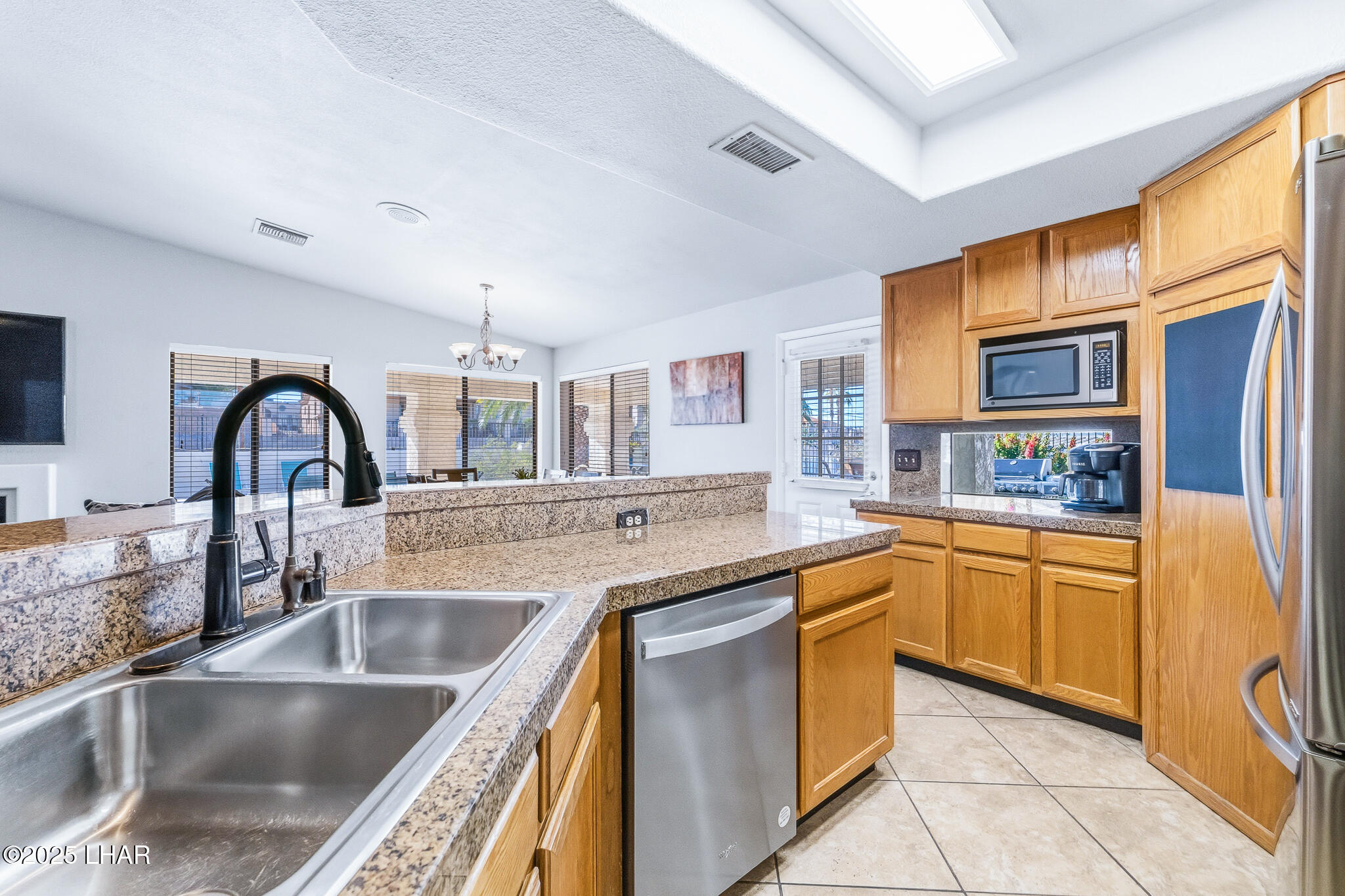 Lake Havasu City, Arizona, 86404, United States, 4 Bedrooms Bedrooms, ,2 BathroomsBathrooms,Residential,For Sale,2002177