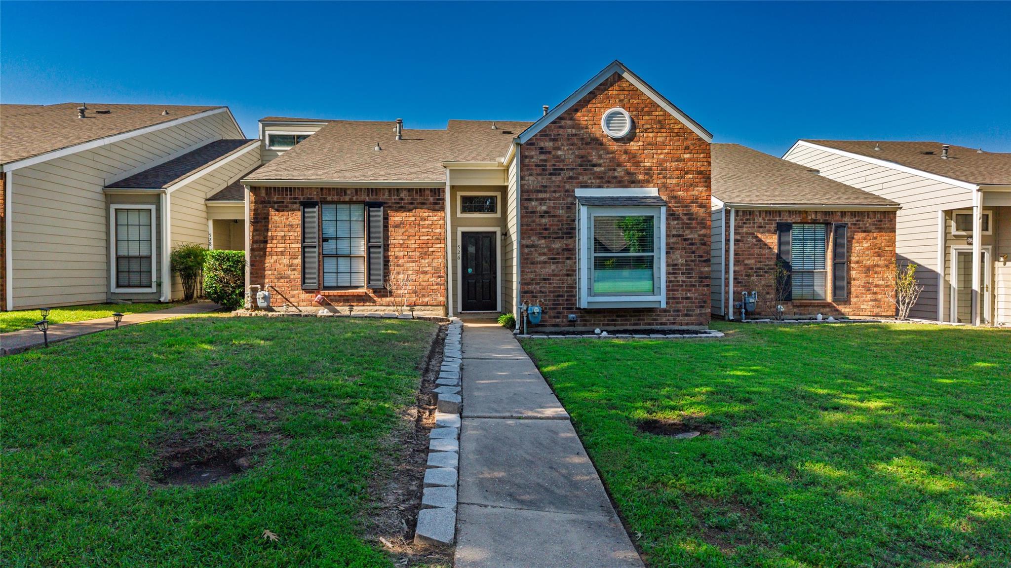 Greenville, Texas, 75402, United States, 18 Bedrooms Bedrooms, ,18 BathroomsBathrooms,Residential,For Sale,2049312
