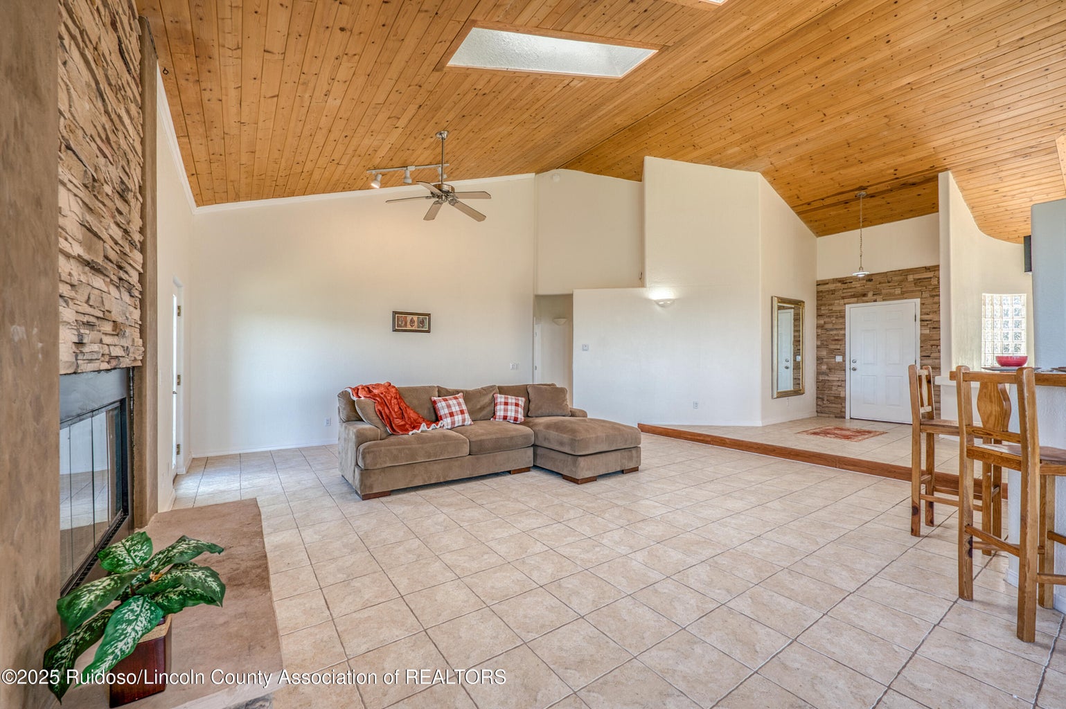 Alto, New Mexico, 88312, United States, 2 Bedrooms Bedrooms, ,2 BathroomsBathrooms,Residential,For Sale,2013285