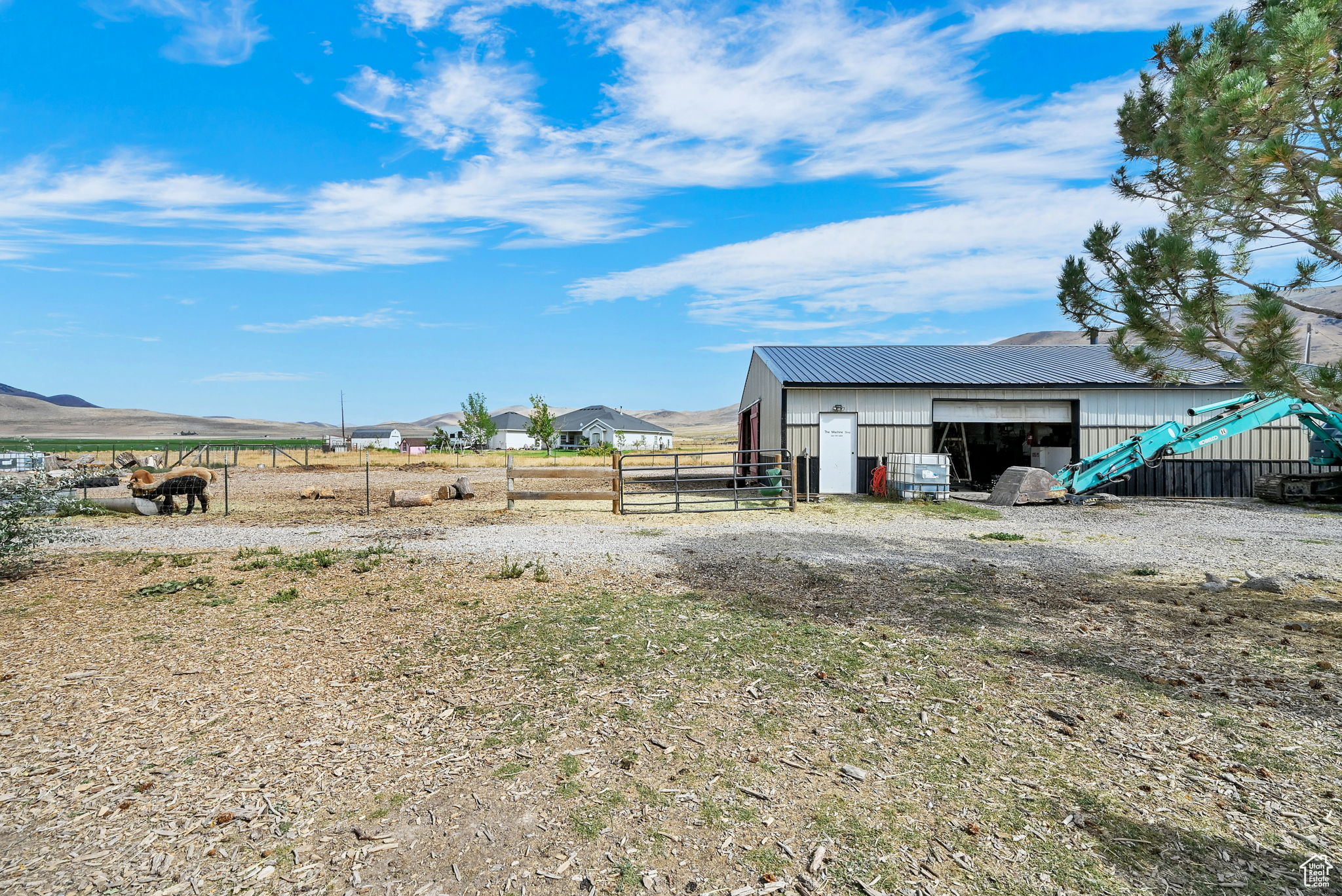Tremonton, Utah, 84337, United States, 4 Bedrooms Bedrooms, ,3 BathroomsBathrooms,Residential,For Sale,1924806