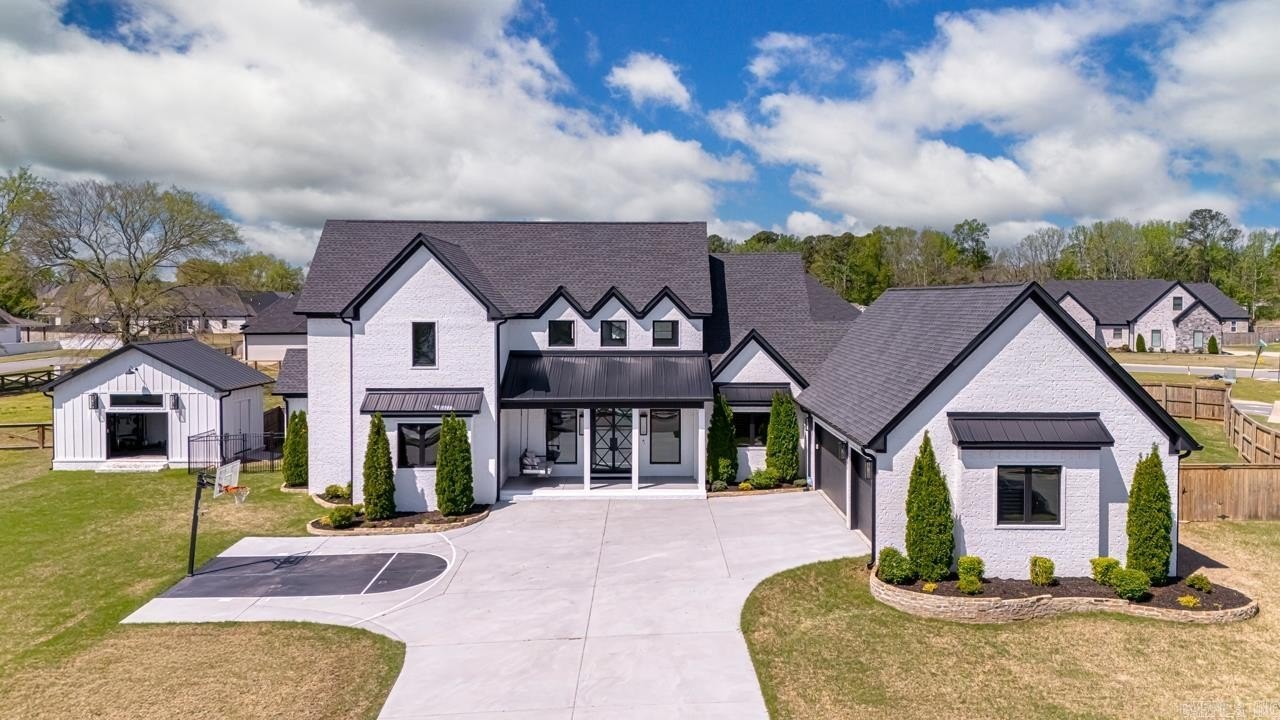 Benton, Arkansas, 72019, United States, 4 Bedrooms Bedrooms, ,3 BathroomsBathrooms,Residential,For Sale,1981558