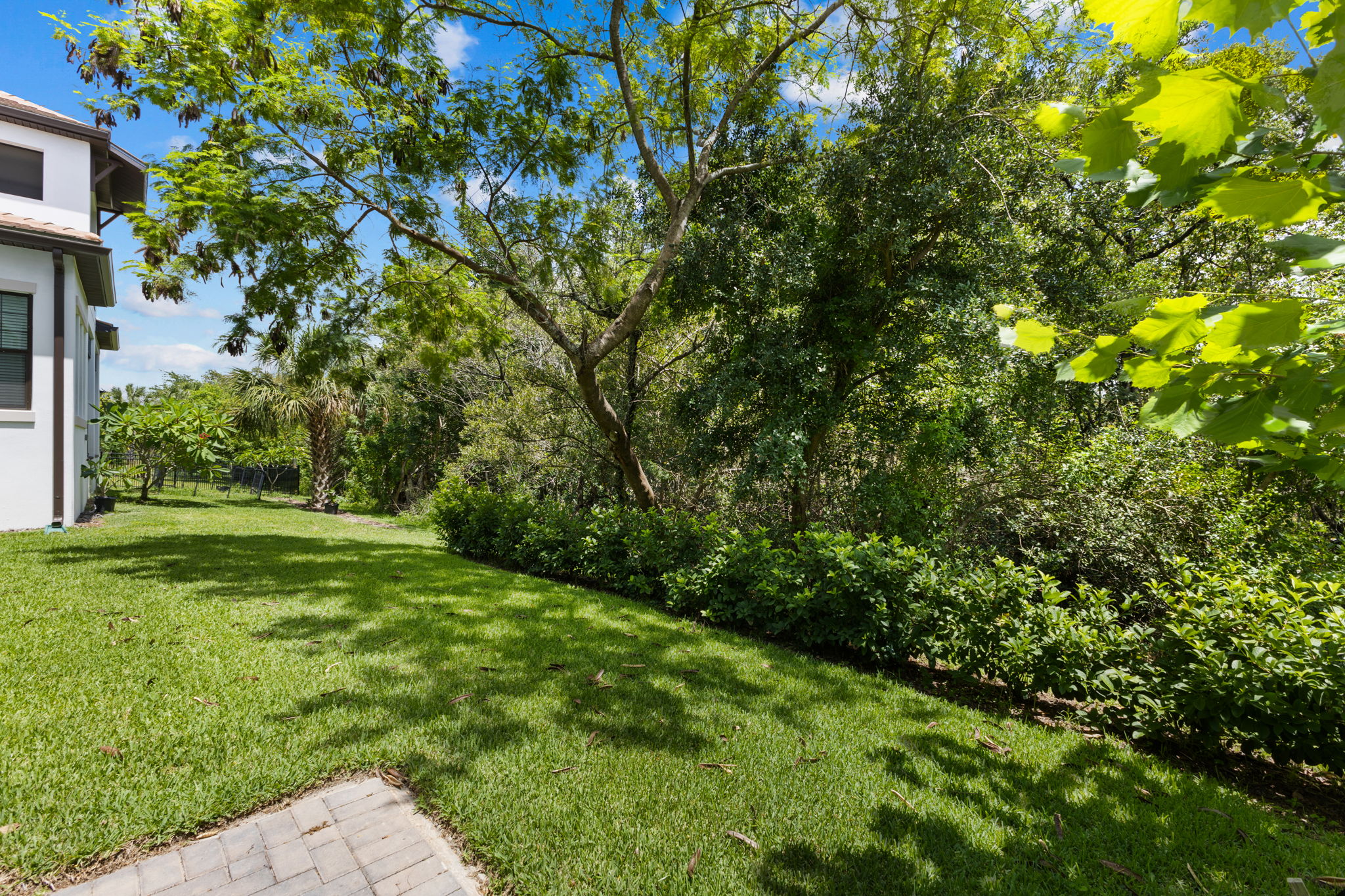 Ruskin, Florida, 33570, United States, 3 Bedrooms Bedrooms, ,3 BathroomsBathrooms,Residential,For Sale,1984449