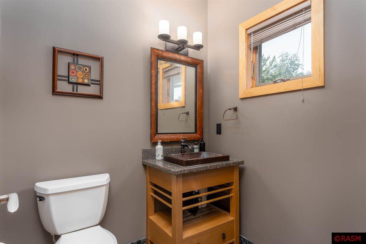 Mankato, Minnesota, 56001, United States, 5 Bedrooms Bedrooms, ,3 BathroomsBathrooms,Residential,For Sale,1976470