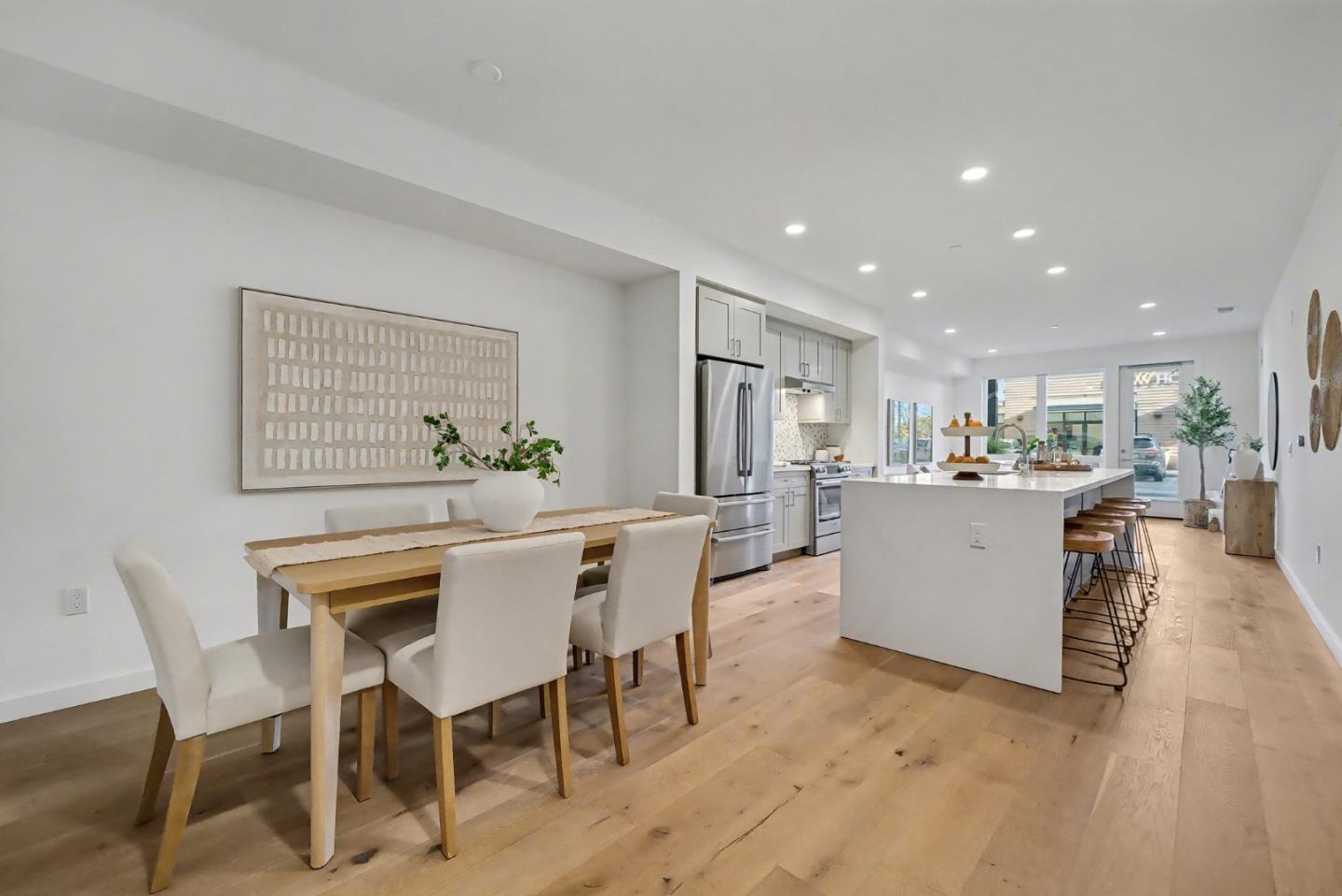 Belmont, California, 94002, United States, 3 Bedrooms Bedrooms, ,3 BathroomsBathrooms,Residential,For Sale,1989509