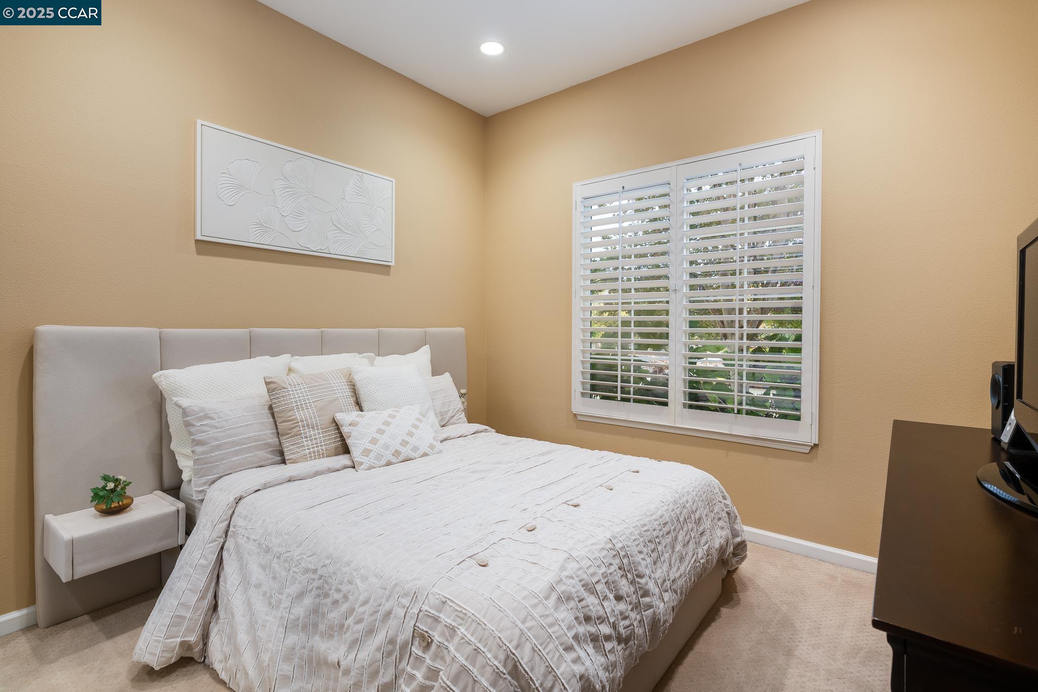 San Ramon, California, 94582, United States, 4 Bedrooms Bedrooms, ,3 BathroomsBathrooms,Residential,For Sale,1988285