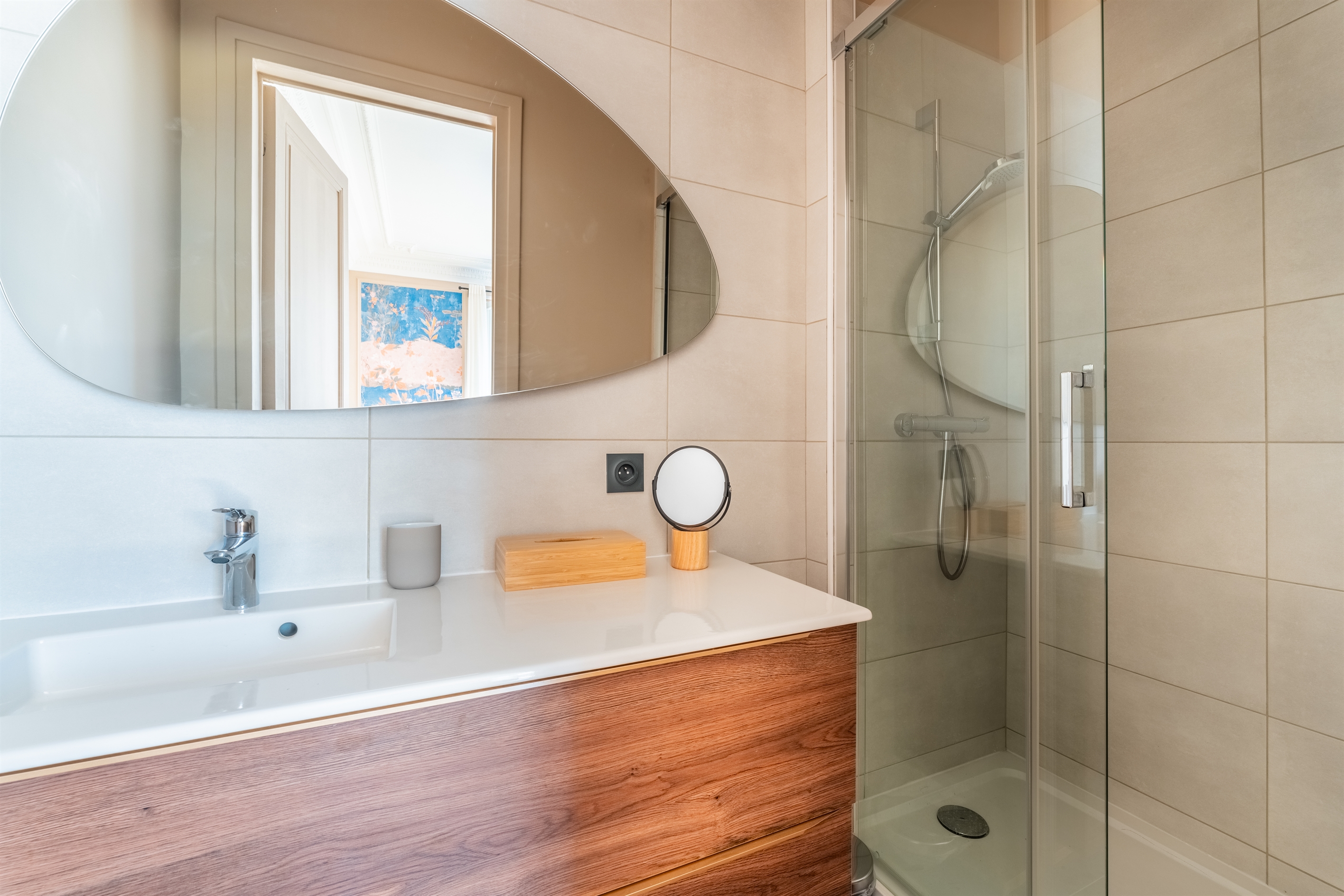 148 sq.m. renovated family flat - Paris 3rd - Square du Temple - 物件實景
