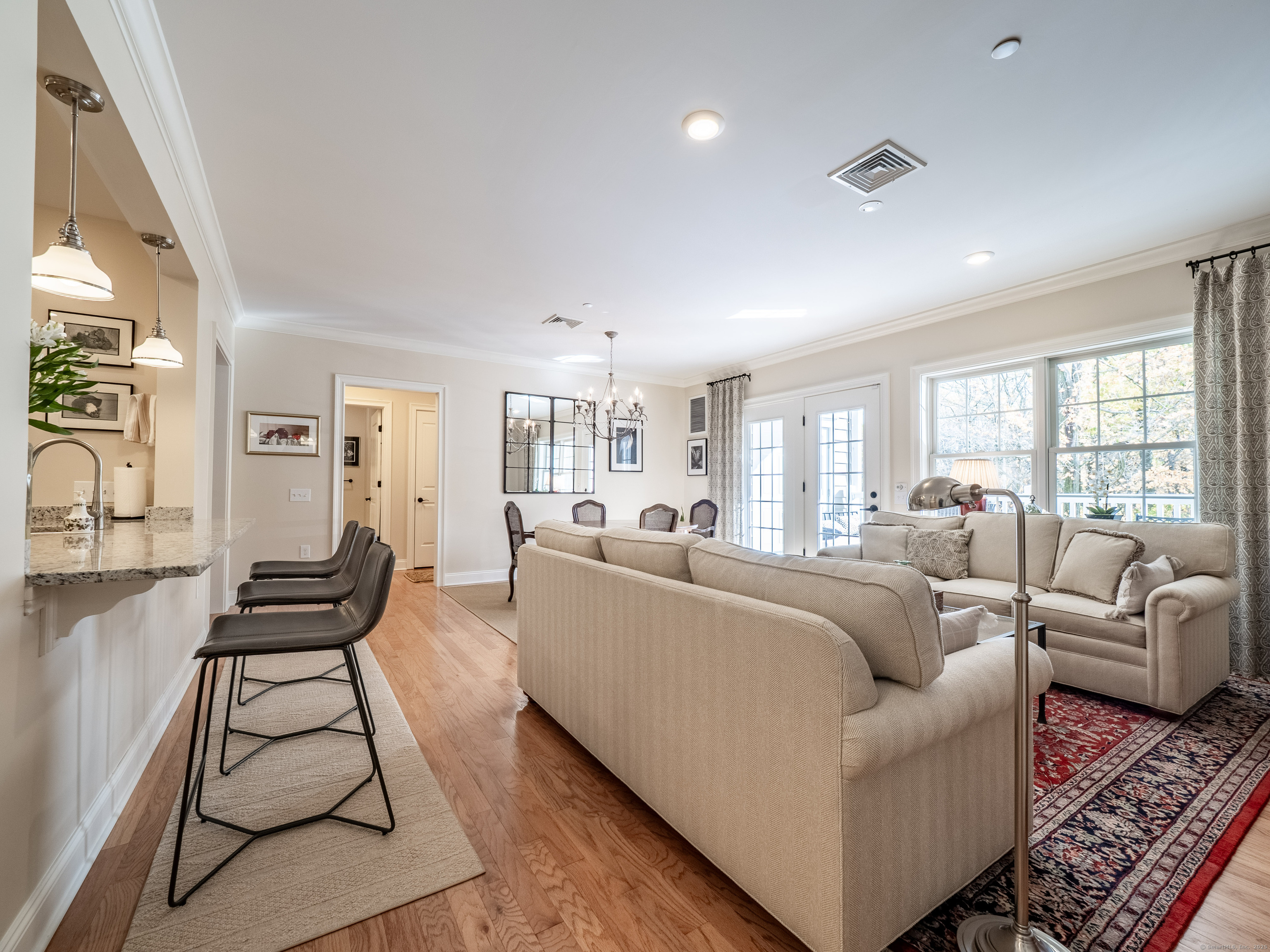 Ridgefield, Connecticut, 06877, United States, 2 Bedrooms Bedrooms, ,2 BathroomsBathrooms,Residential,For Sale,1989148