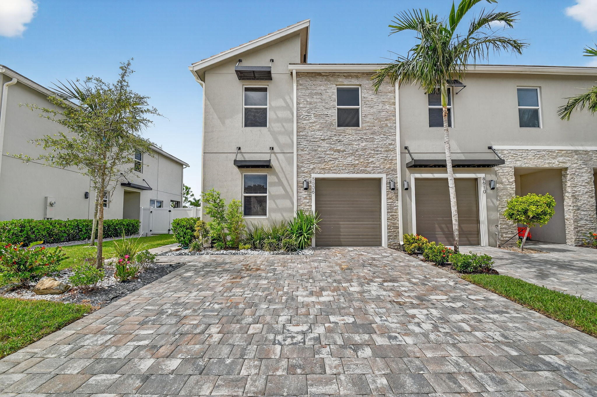 Lake Worth, Florida, 33467, United States, 4 Bedrooms Bedrooms, ,3 BathroomsBathrooms,Residential,For Sale,1819485