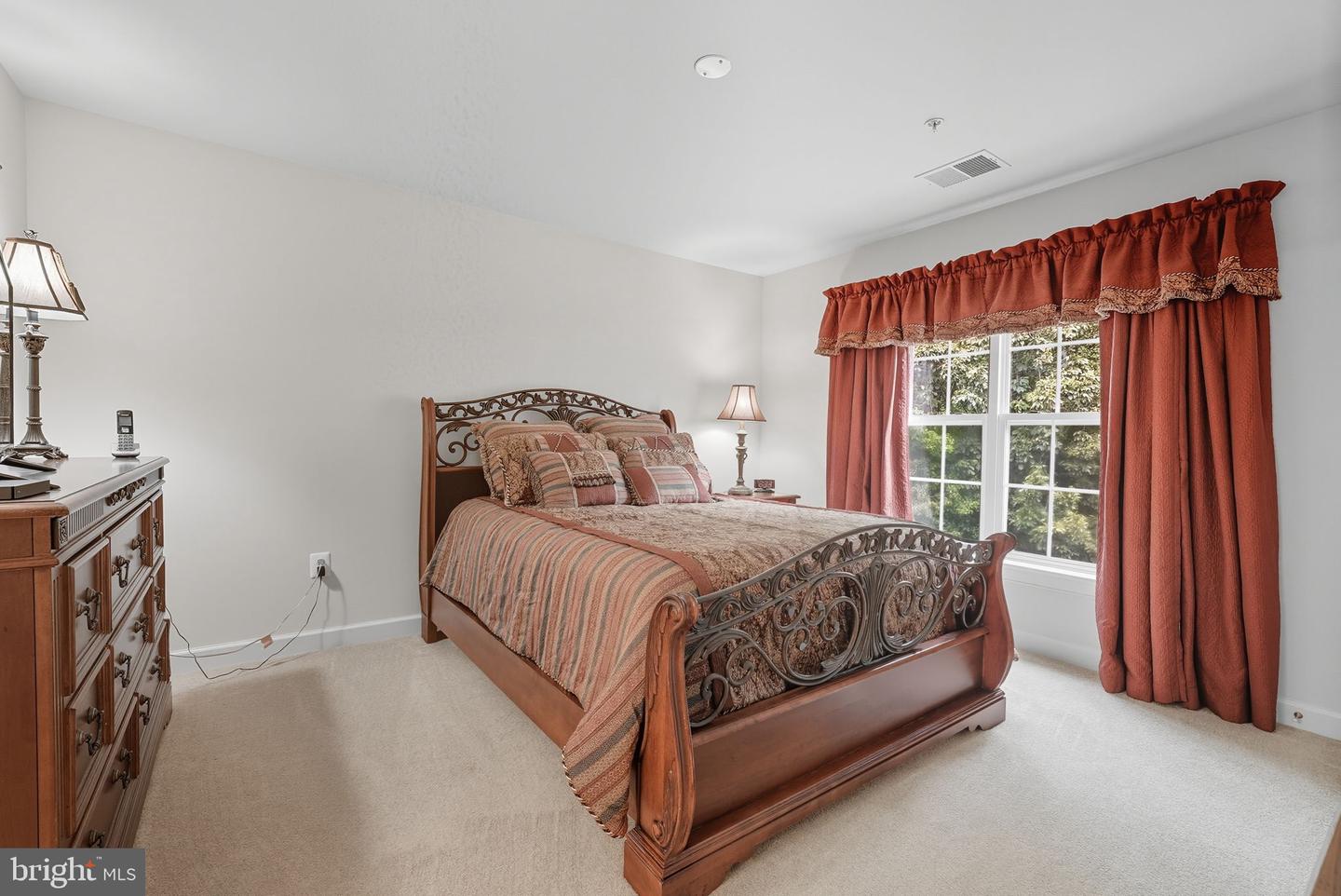 Bowie, Maryland, 20721, United States, 5 Bedrooms Bedrooms, ,4 BathroomsBathrooms,Residential,For Sale,1987758