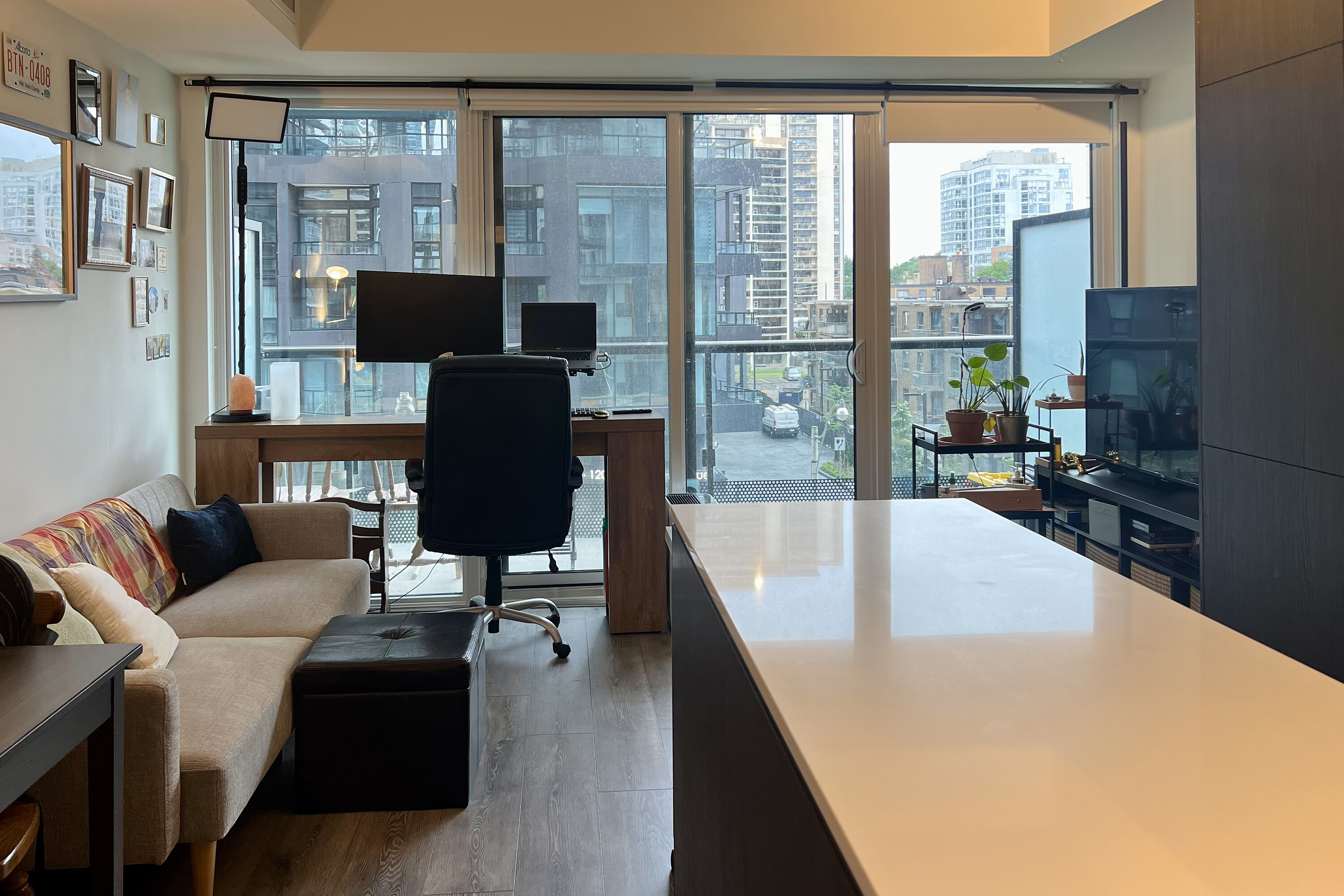  Line 5 Condos - 物件實景
