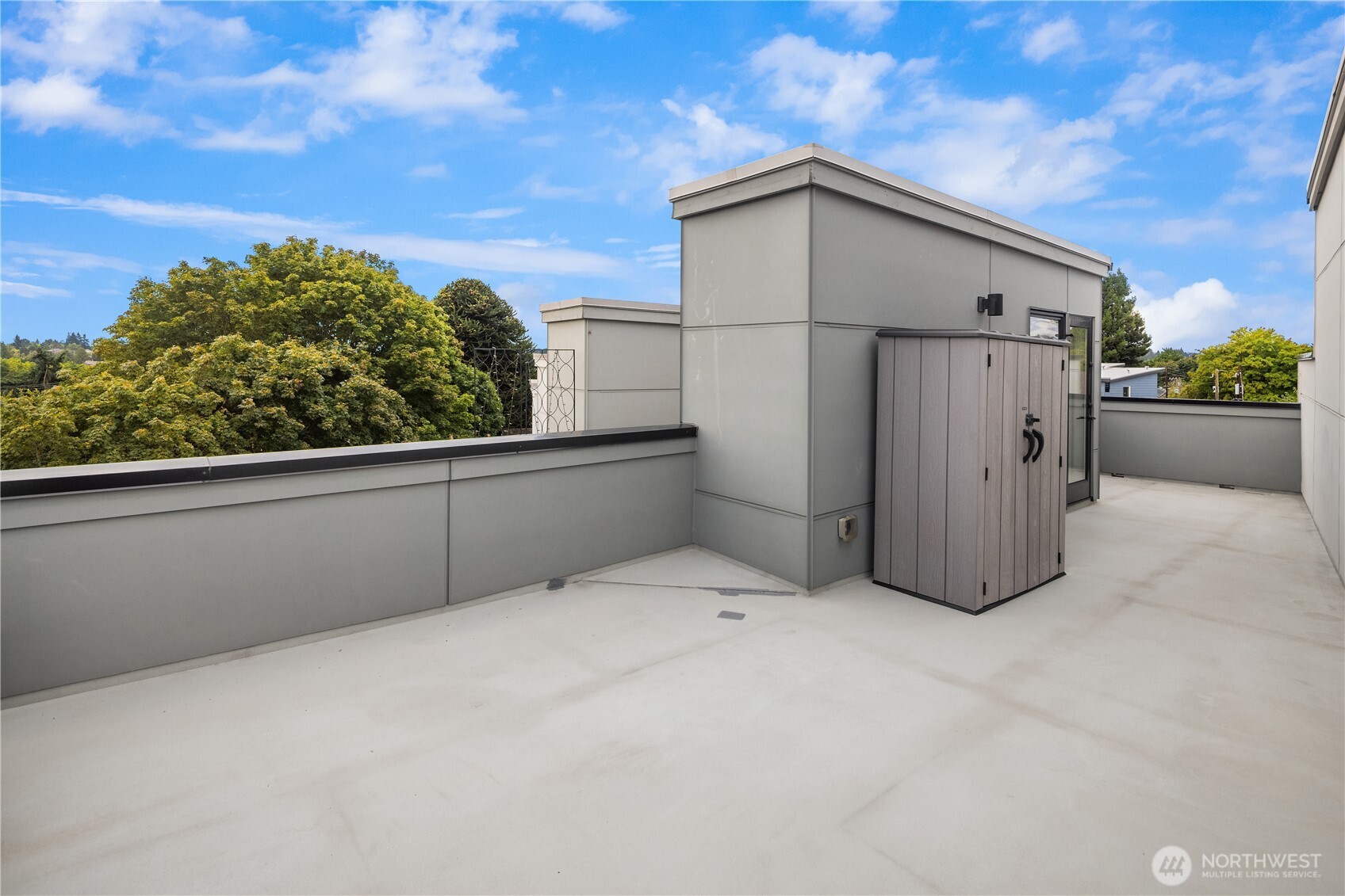 Seattle, Washington, 98115, United States, 3 Bedrooms Bedrooms, ,Residential,For Sale,1926202