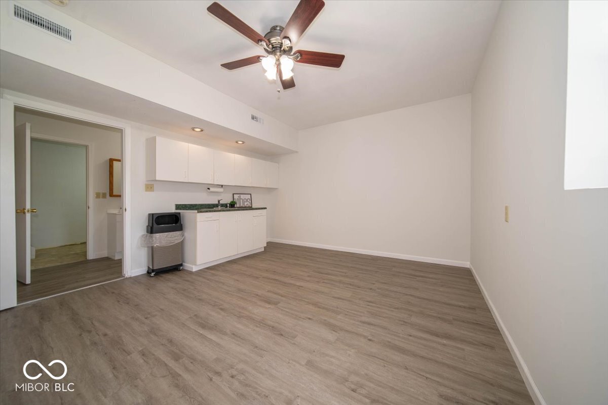Noblesville, Indiana, 46060, United States, 4 Bedrooms Bedrooms, ,3 BathroomsBathrooms,Residential,For Sale,2048324
