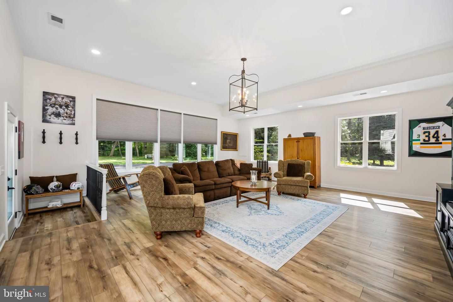 Queenstown, Maryland, 21658, United States, 5 Bedrooms Bedrooms, ,6 BathroomsBathrooms,Residential,For Sale,1940127