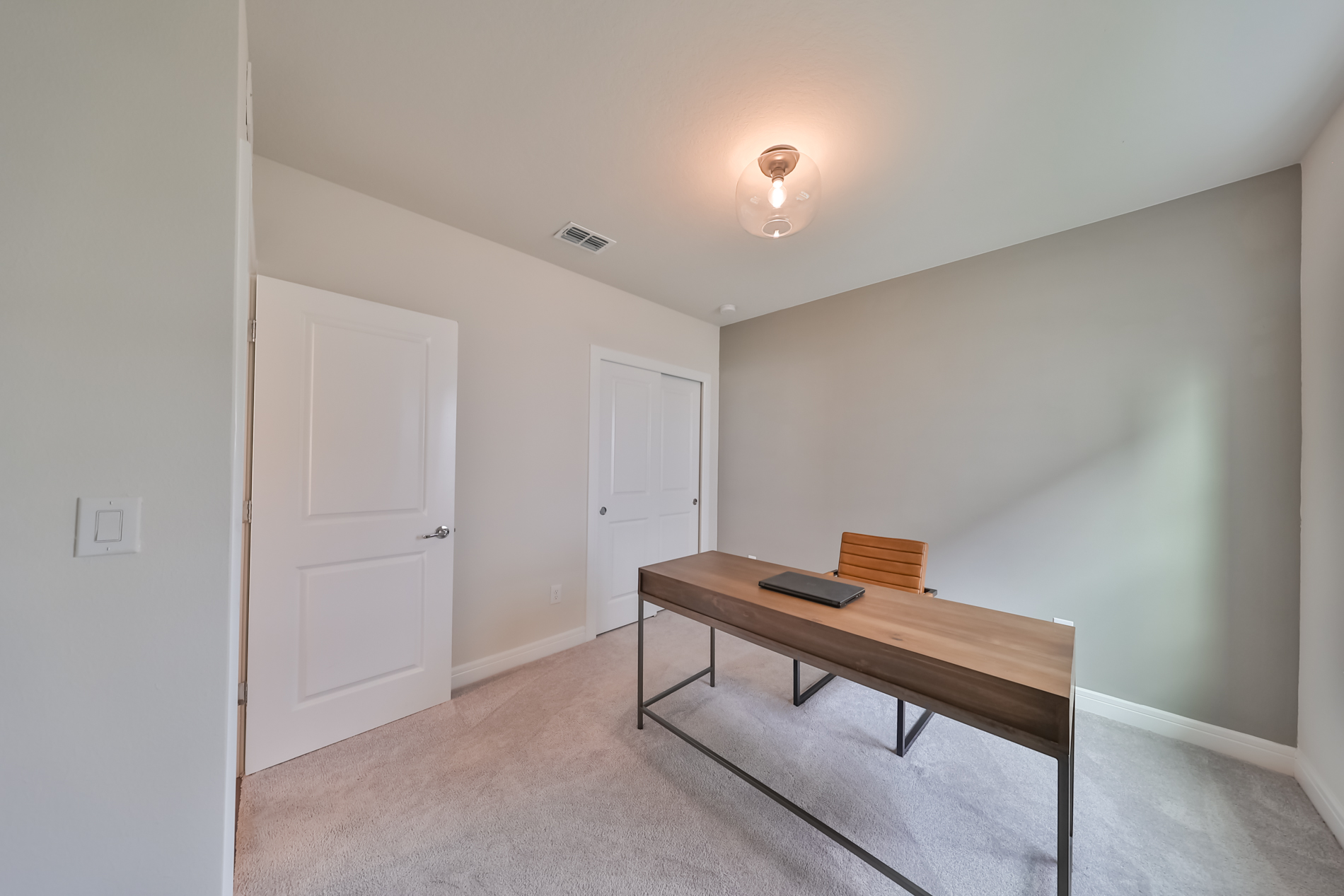 Wesley Chapel, Florida, 33545, United States, 5 Bedrooms Bedrooms, ,3 BathroomsBathrooms,Residential,For Sale,1931588