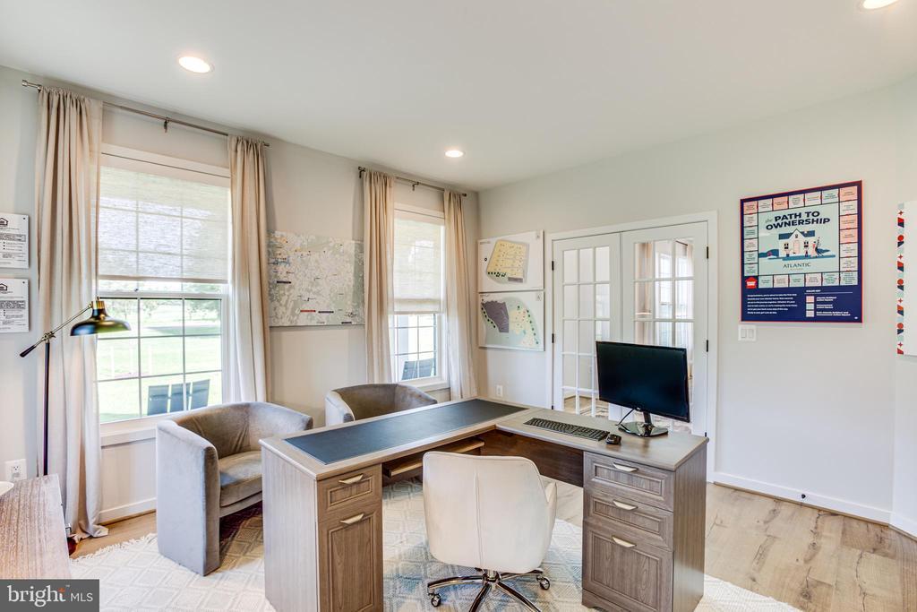 Fredericksburg, Virginia, 22406, United States, 4 Bedrooms Bedrooms, ,4 BathroomsBathrooms,Residential,For Sale,1849791
