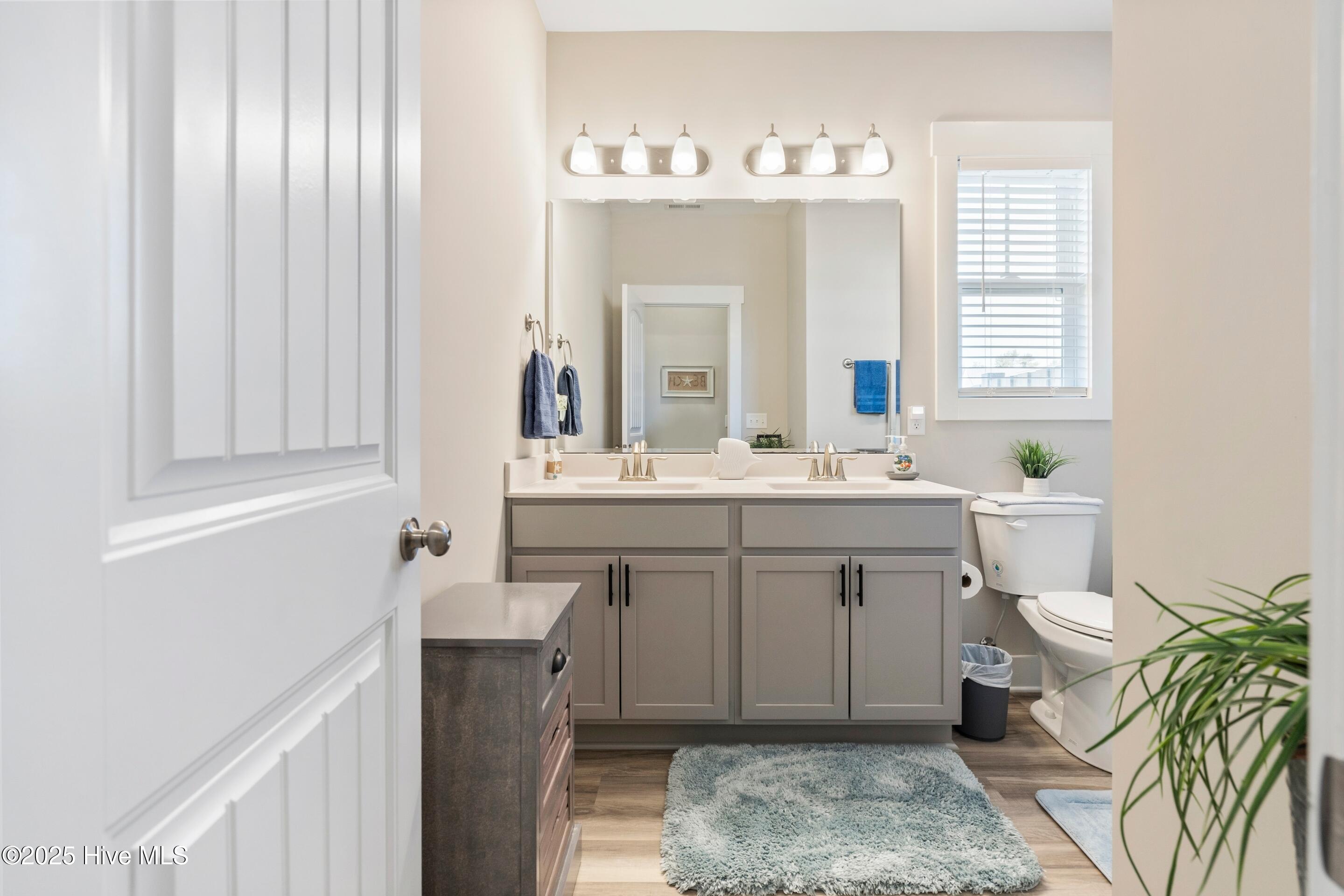 Rocky Point, North Carolina, 28457, United States, 3 Bedrooms Bedrooms, ,3 BathroomsBathrooms,Residential,For Sale,1984993