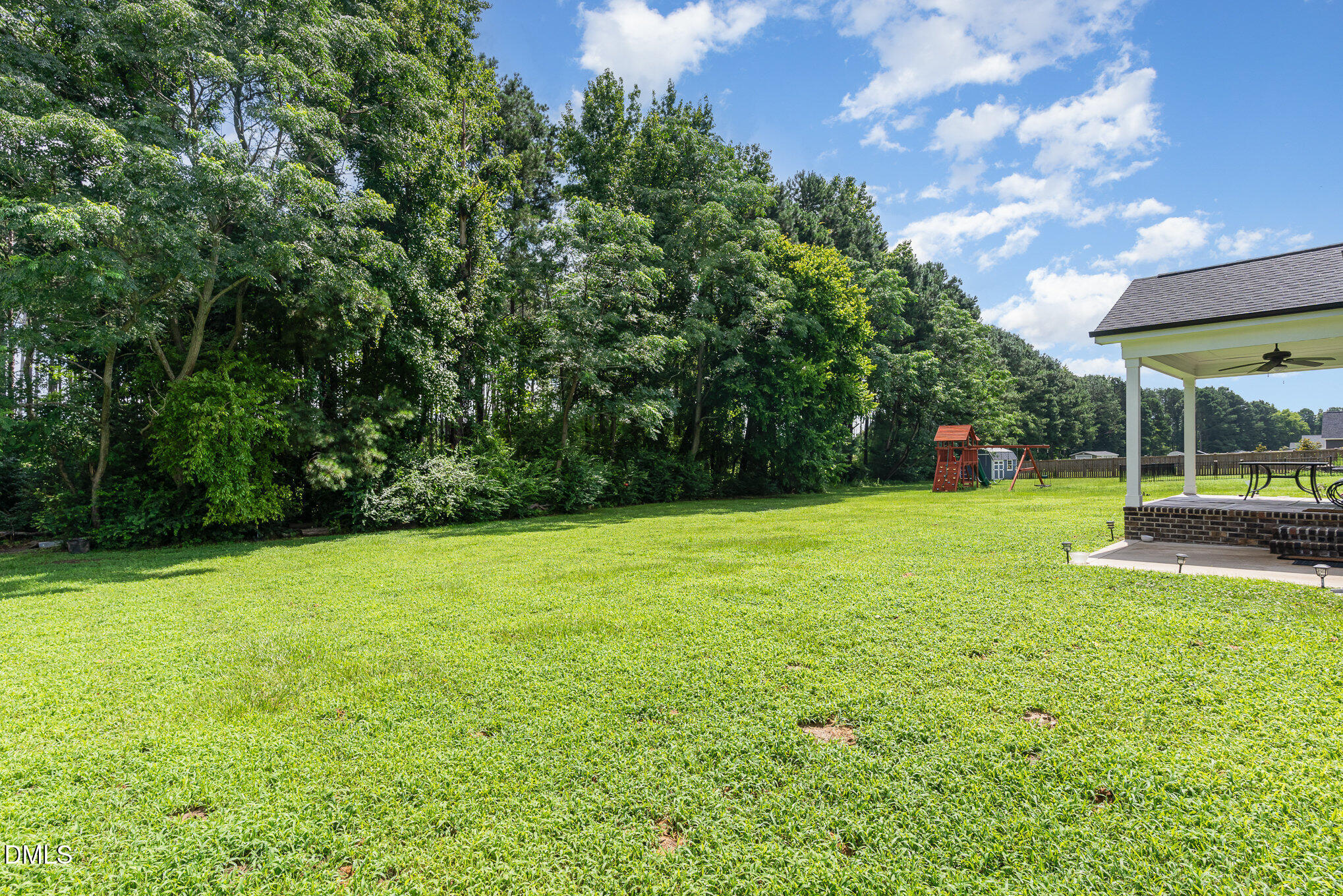 Fuquay Varina, North Carolina, 27526, United States, 4 Bedrooms Bedrooms, ,3 BathroomsBathrooms,Residential,For Sale,1987418