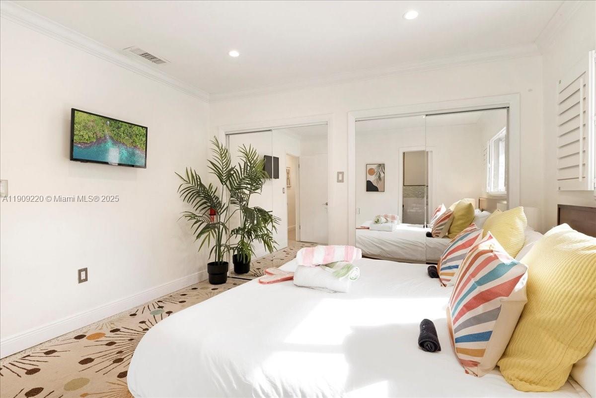 Miami, Florida, 33145, United States, 3 Bedrooms Bedrooms, ,2 BathroomsBathrooms,Residential,For Sale,1987524