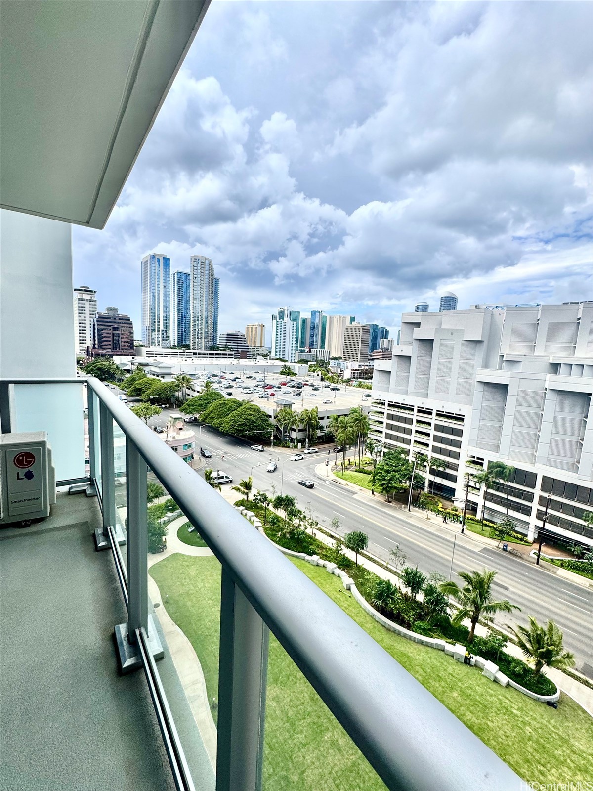 Honolulu, Hawaii, 96814, United States, 2 Bedrooms Bedrooms, ,2 BathroomsBathrooms,Residential,For Sale,1988150