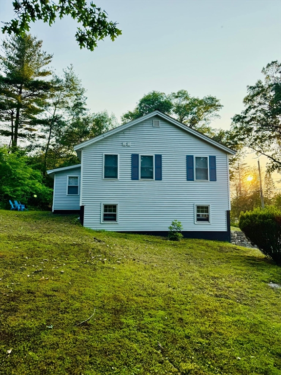 Methuen, Massachusetts, 01844, United States, 3 Bedrooms Bedrooms, ,1 BathroomBathrooms,Residential,For Sale,1937431