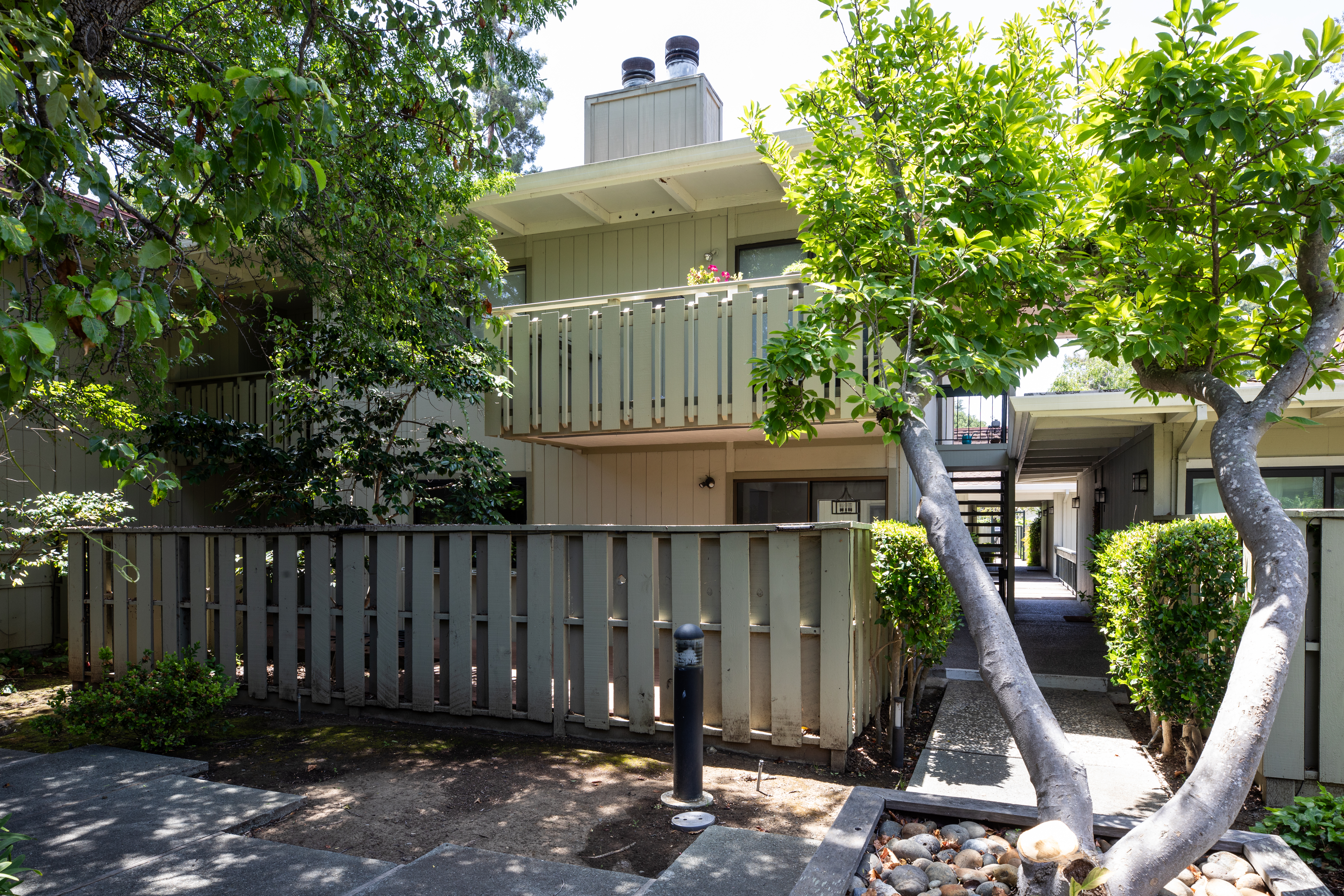  Updated Condo In Prime Los Altos Cul de Sac Location - 物件實景