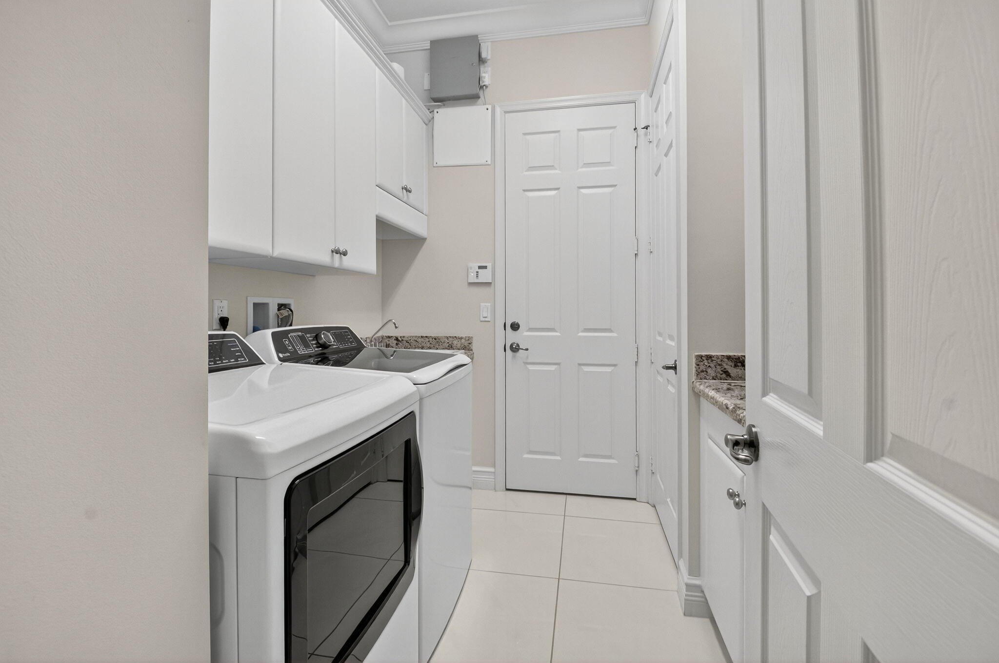 Boynton Beach, Florida, 33473, United States, 2 Bedrooms Bedrooms, ,2 BathroomsBathrooms,Residential,For Sale,1990489