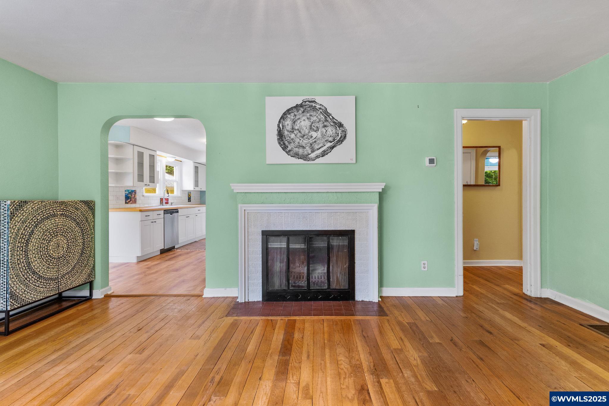 Salem, Oregon, 97302, United States, 3 Bedrooms Bedrooms, ,3 BathroomsBathrooms,Residential,For Sale,1829333