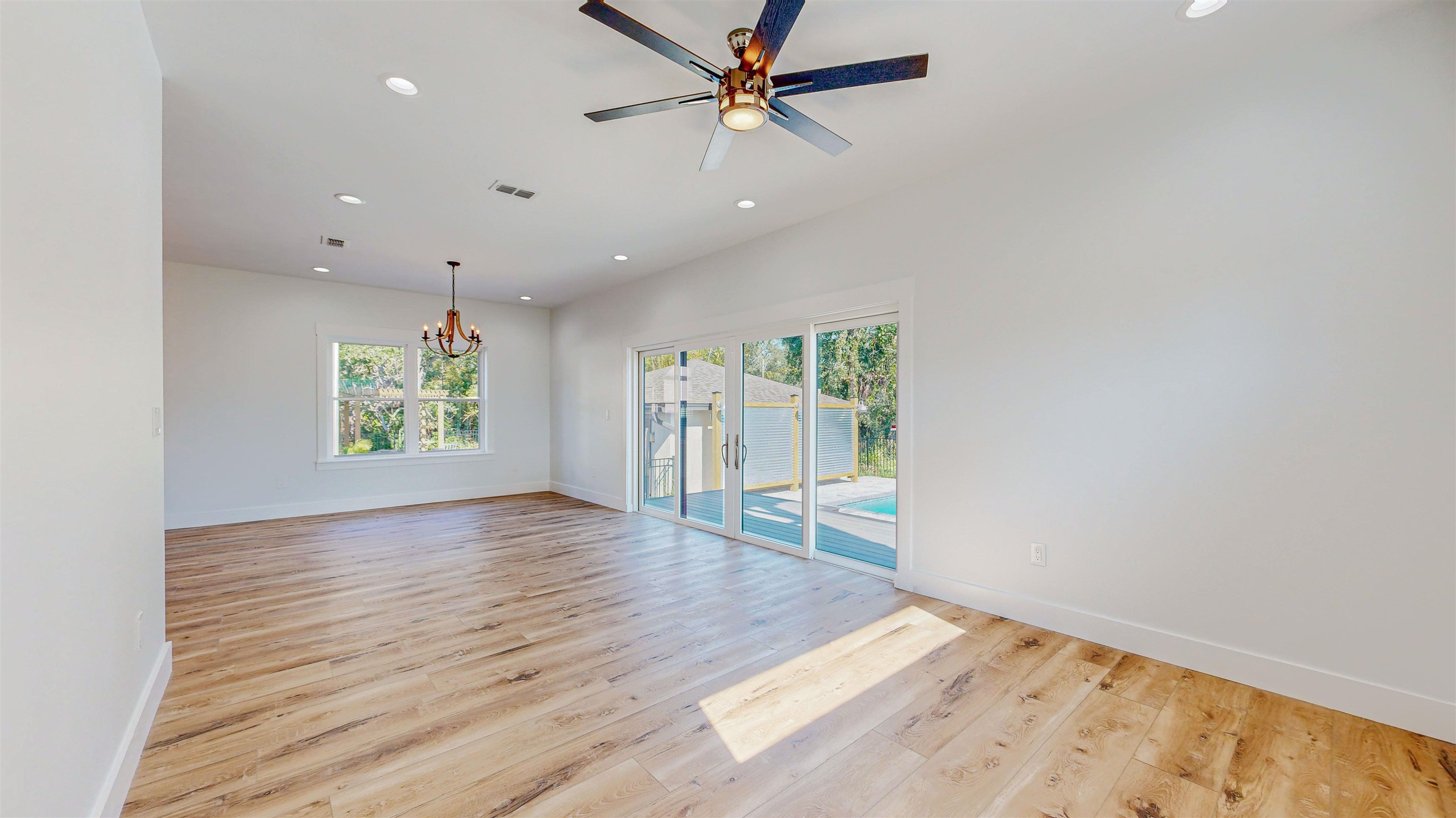24 E Park Ave, St Augustine, Florida, 32084, United States, 4 Bedrooms Bedrooms, ,3 BathroomsBathrooms,Residential,For Sale,24 E Park Ave,1635608
